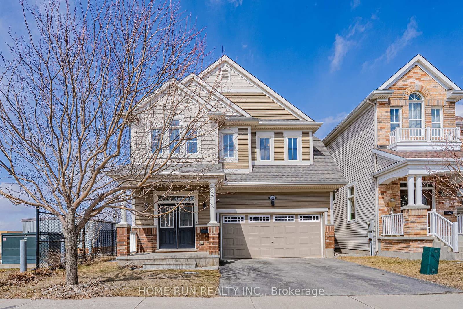 572 Dundonald Drive, Ottawa, ON