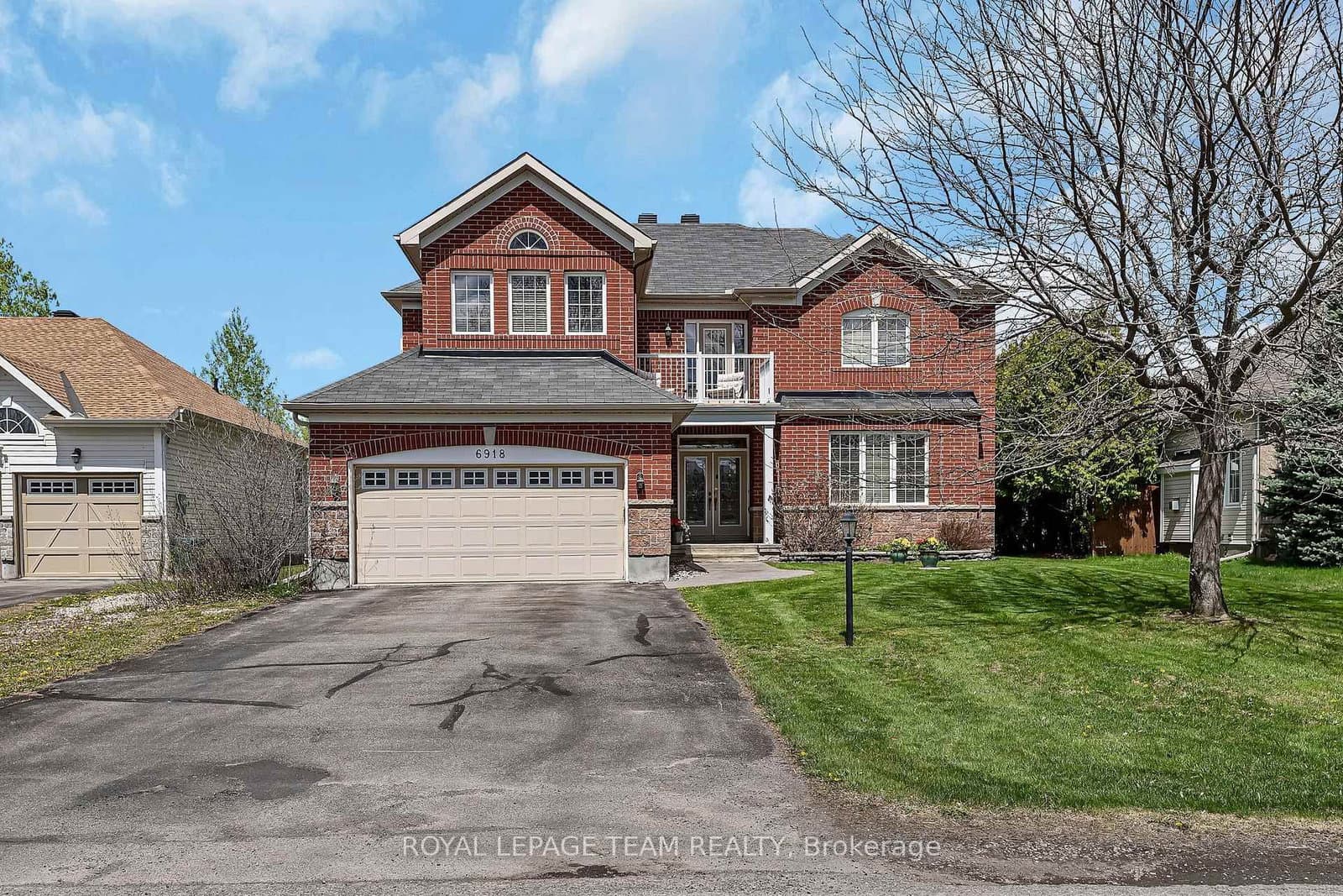 6918 Mary Anne Drive, Greely, ON — photo 2