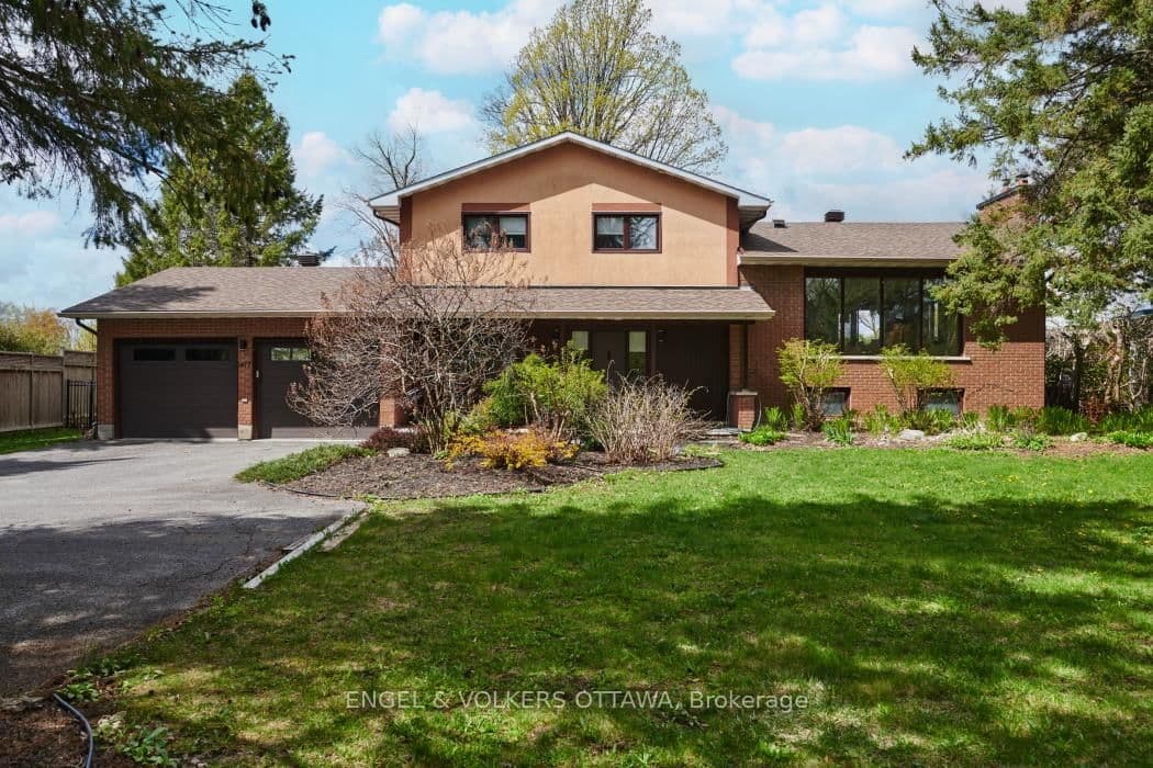 1477 Jarvis Drive, Ottawa, ON