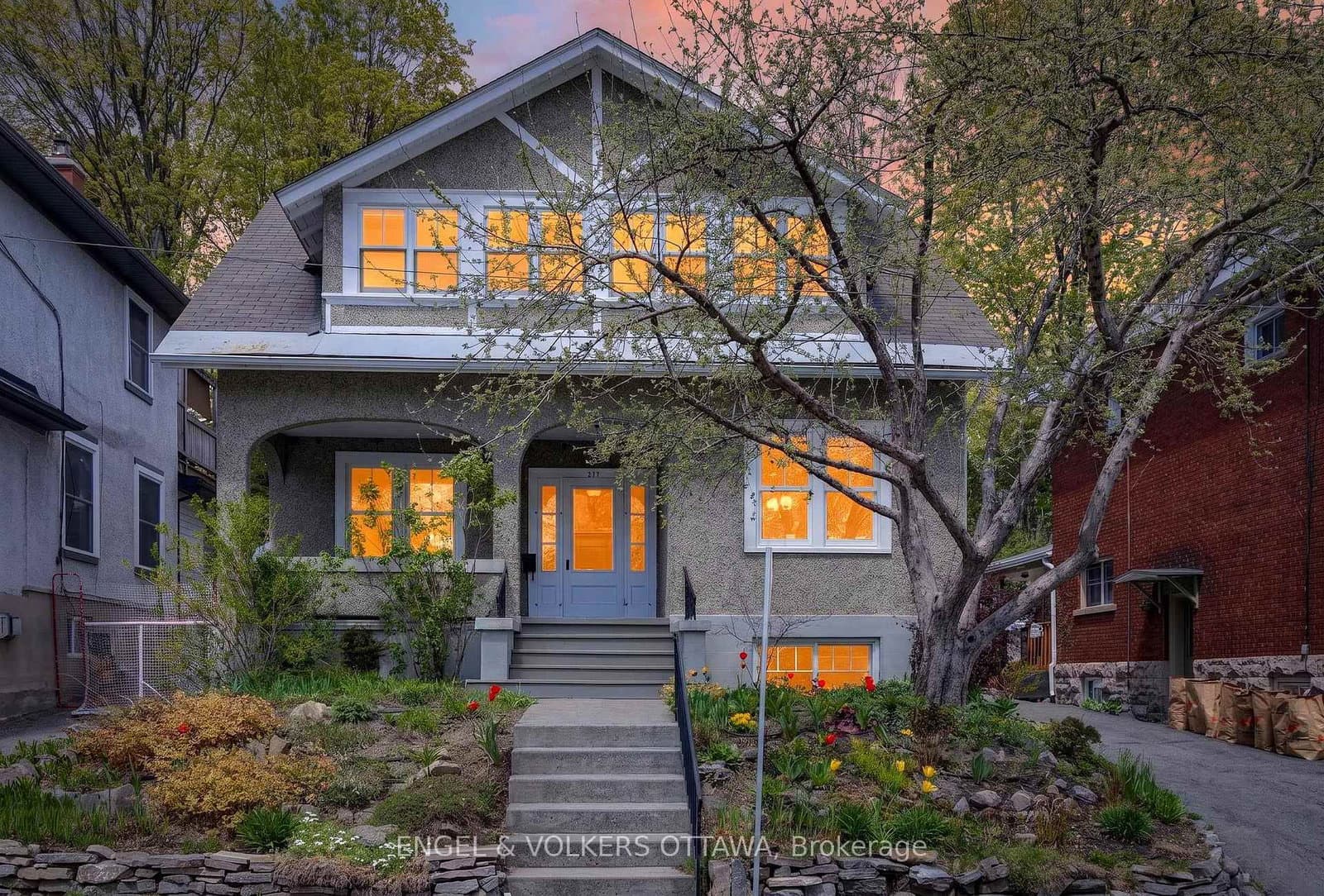 207 Sunnyside Avenue, Ottawa, ON