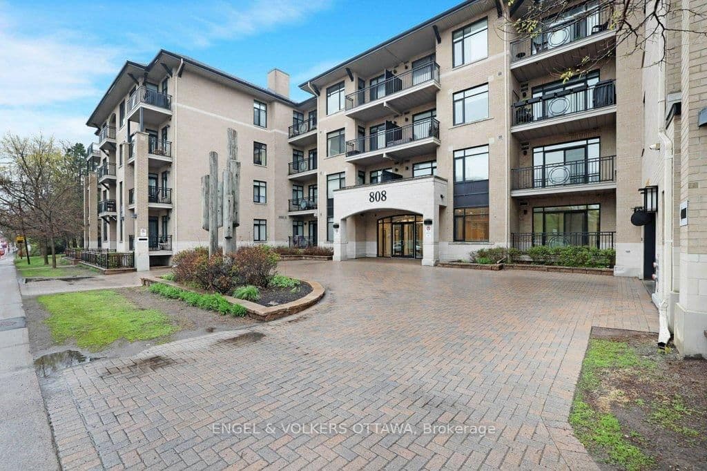209 - 808 Bronson Avenue, Ottawa, ON