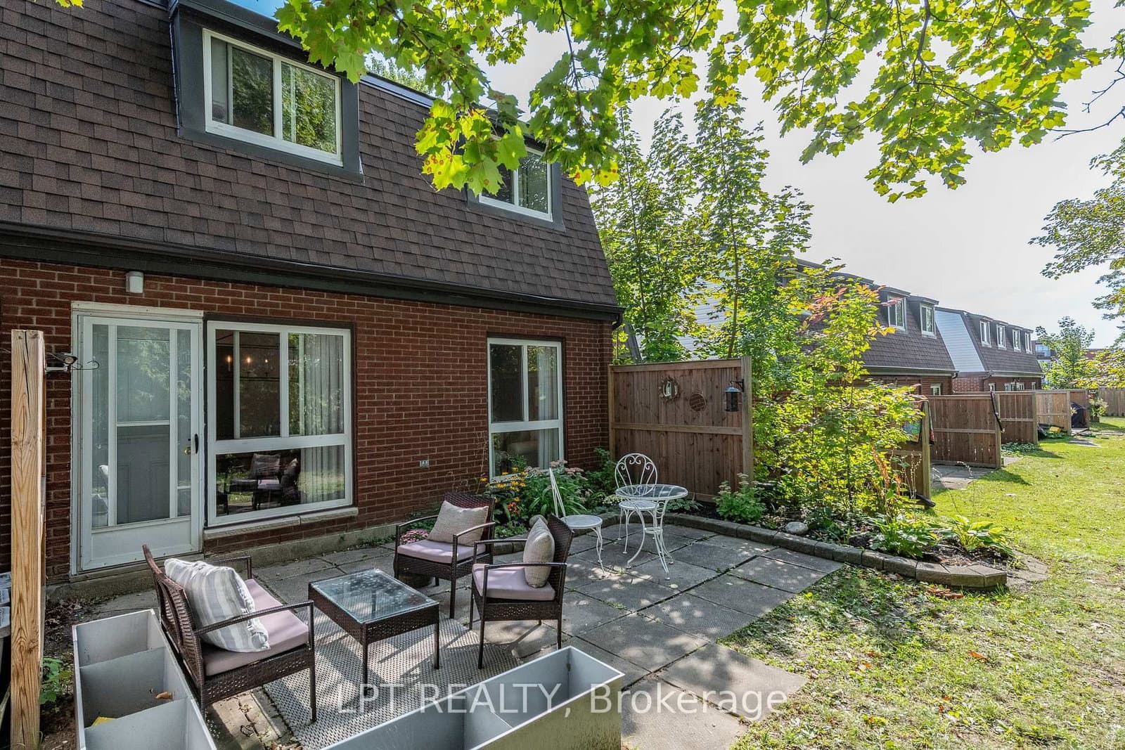 7J - 2080 OGILVIE Road, Ottawa, ON — photo 3