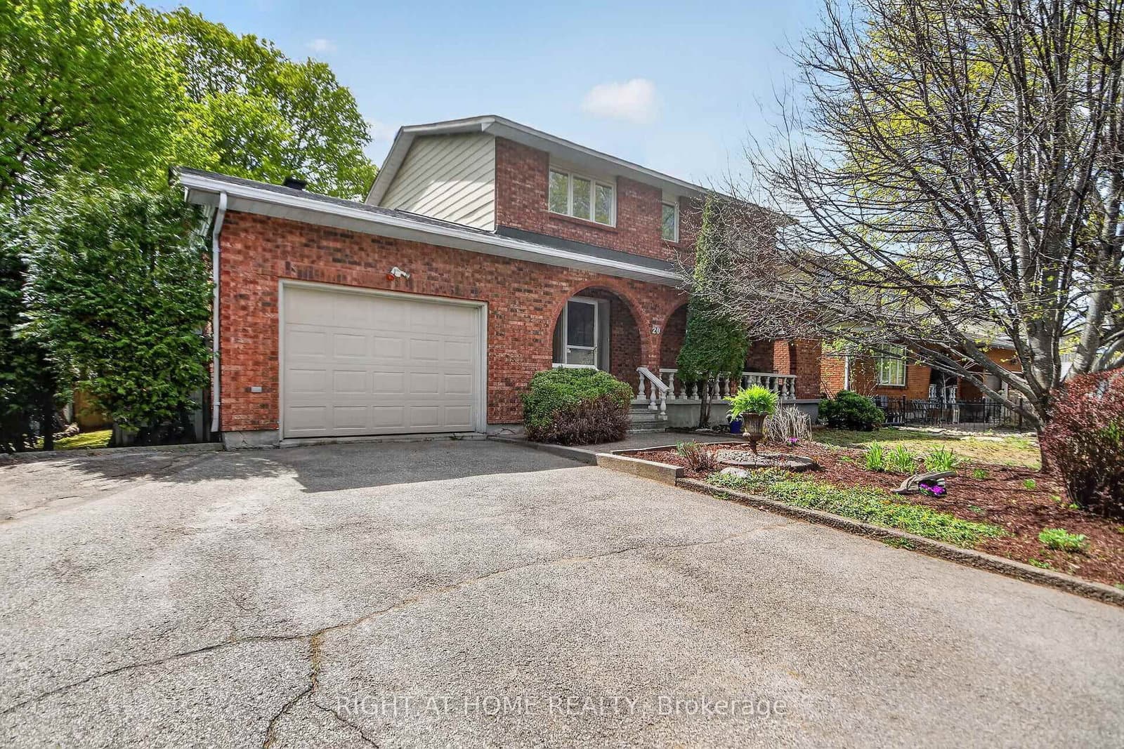 20 Palsen Street, Ottawa, ON — photo 2