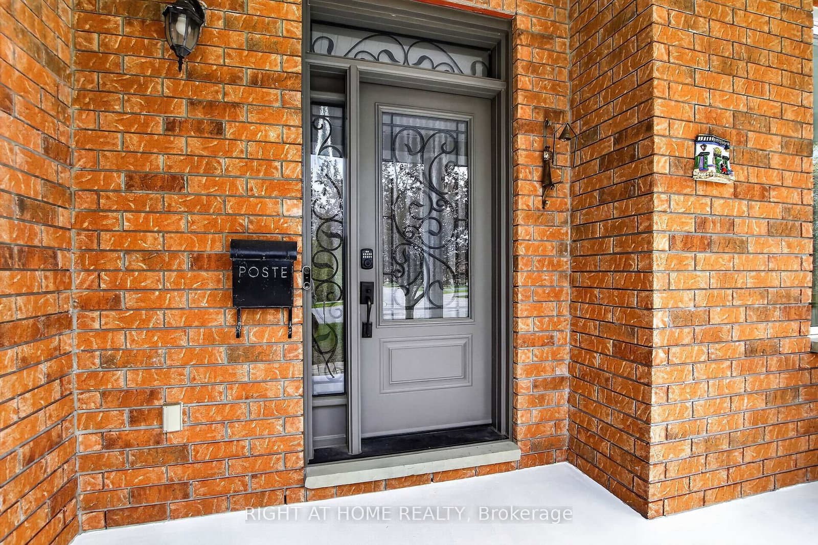 2 Harry Douglas Drive, Stittsville, ON — photo 3