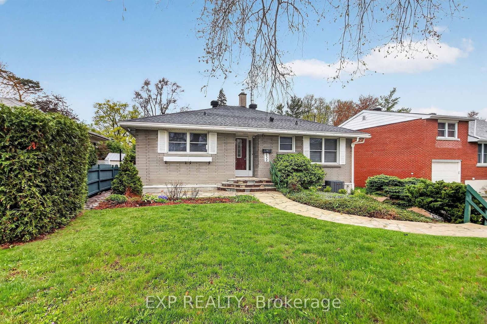 632 Chadburn Avenue, Ottawa, ON