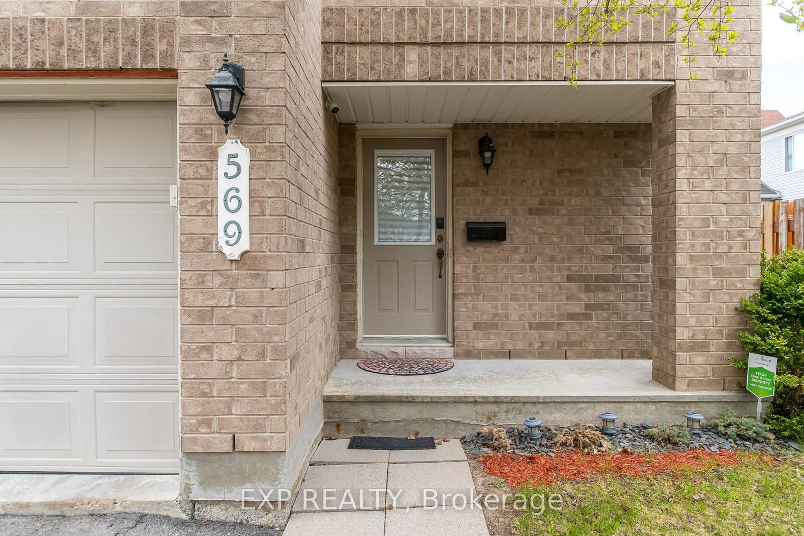 569 Aquaview Drive, Ottawa, ON — photo 2