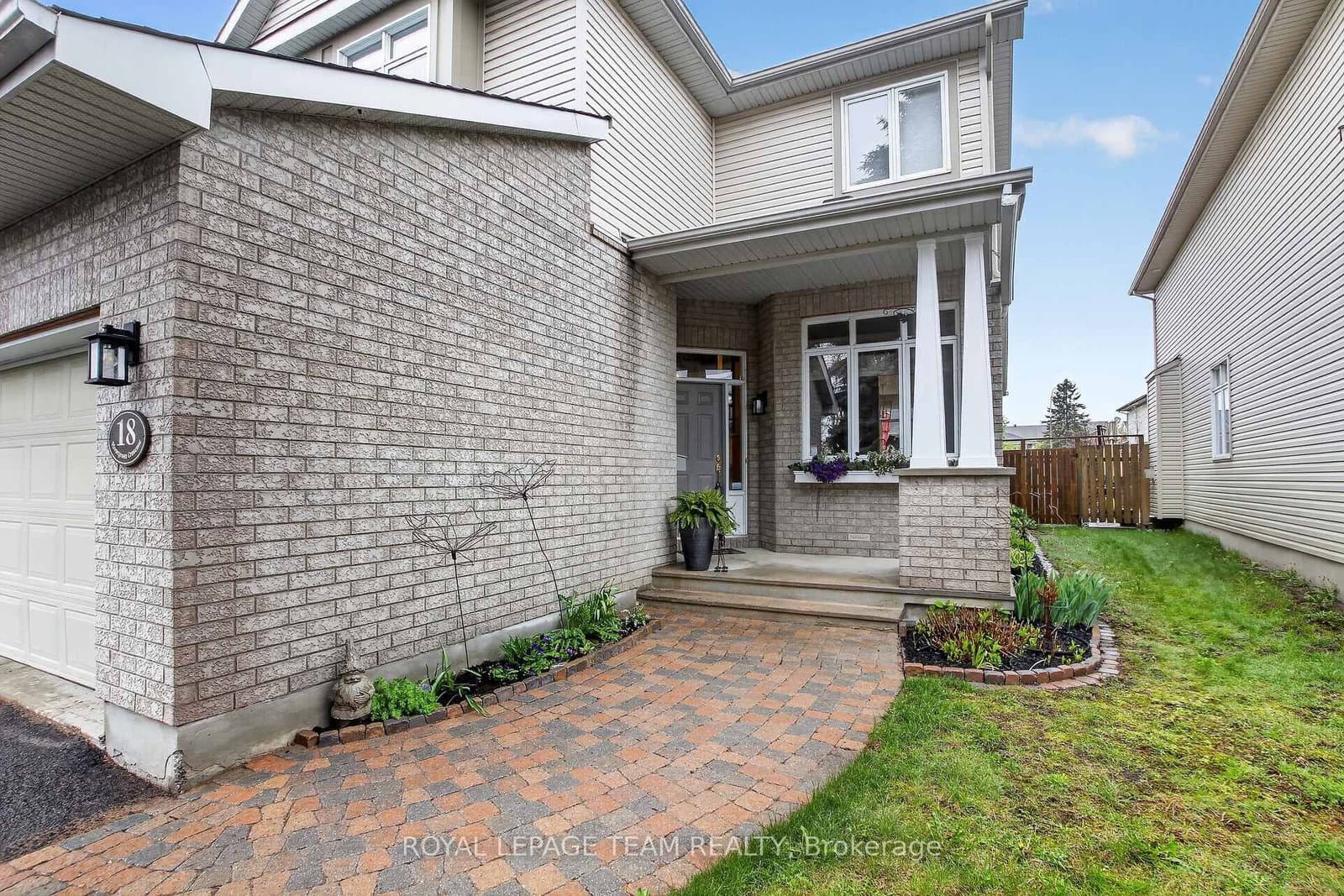 18 Rivergreen Crescent, Ottawa, ON — photo 2