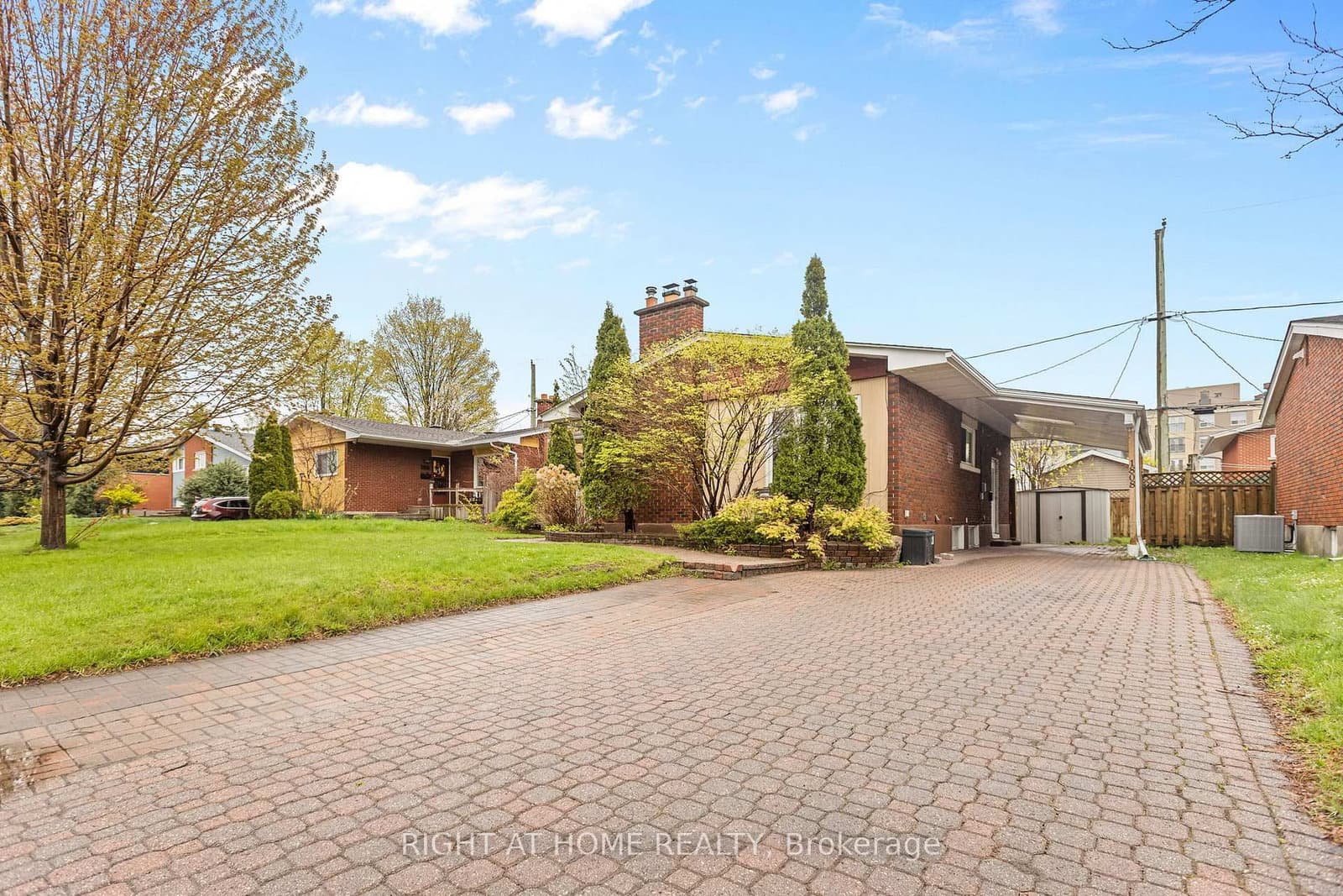 1808 Gilbert Avenue, Ottawa, ON