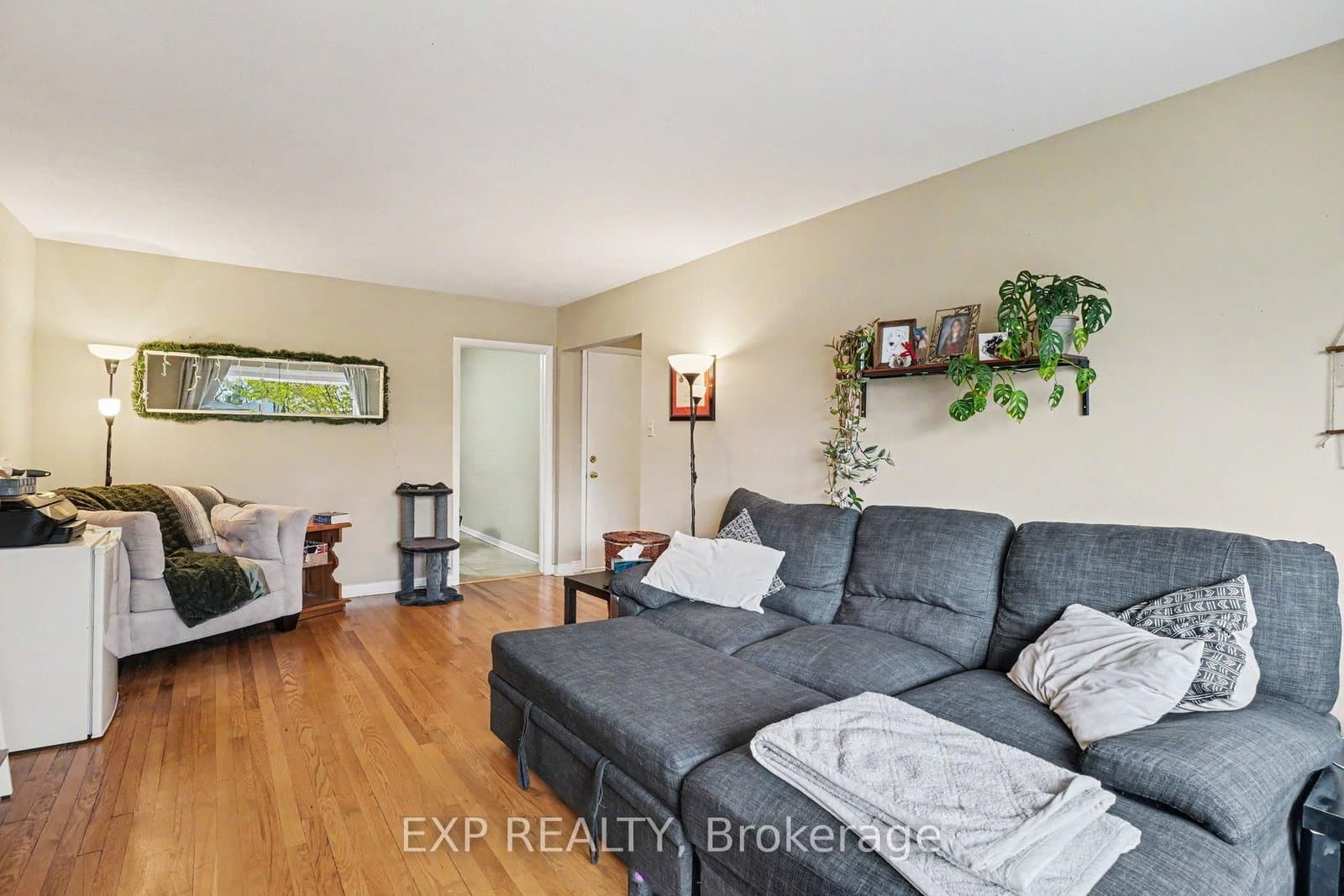 885 Pinewood Crescent, Ottawa, ON — photo 3