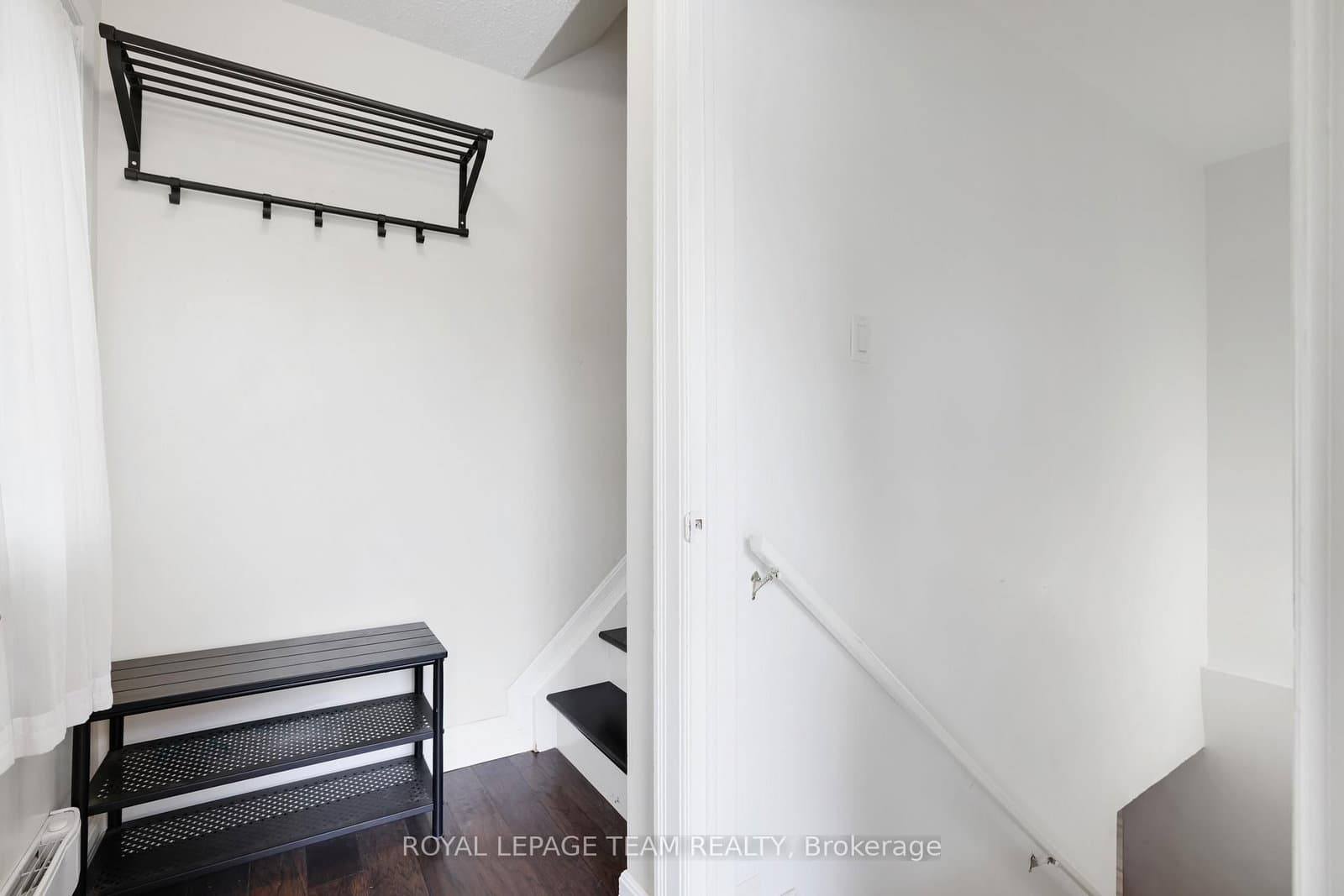 216 Steenbakkers Private, Ottawa, ON — photo 3