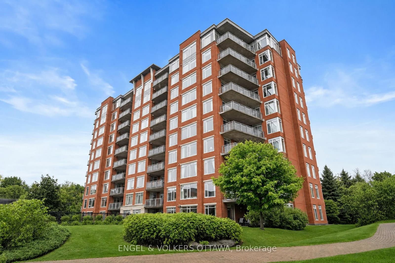 1008 - 136 Darlington Private, Ottawa, ON
