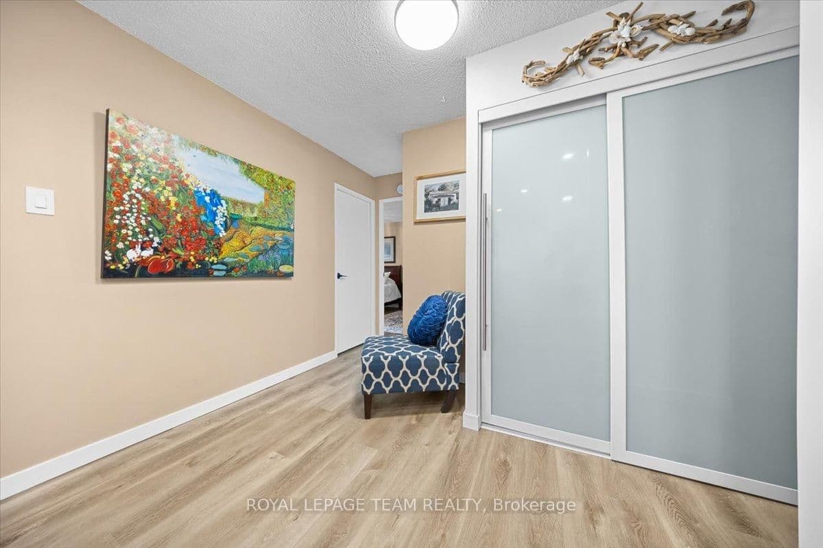 204 - 1025 Richmond Road, Ottawa, ON — photo 3