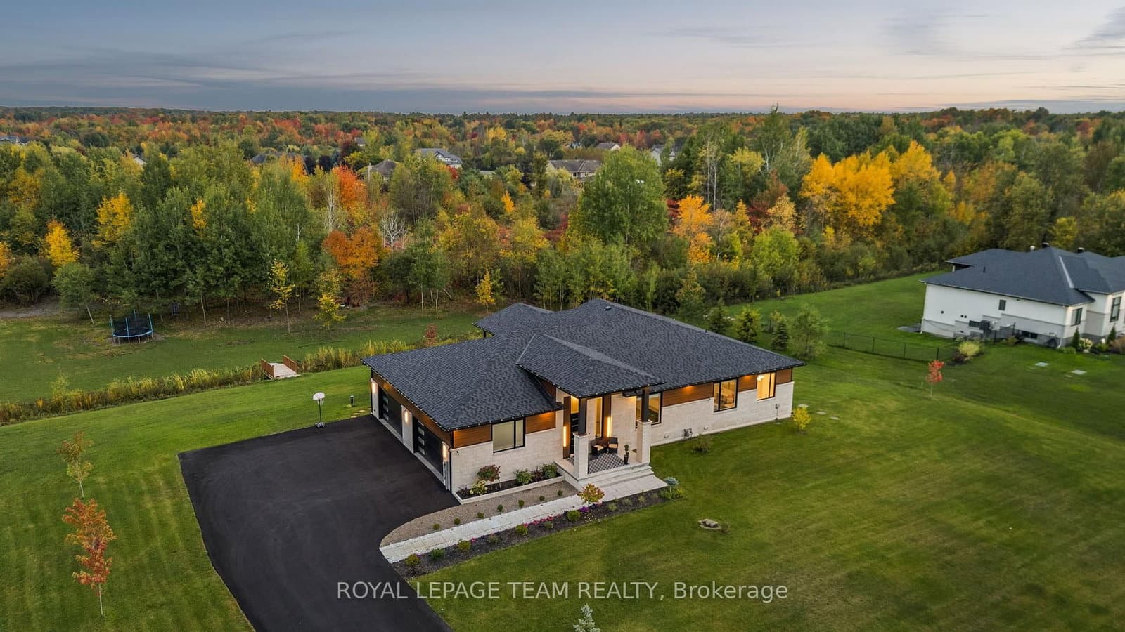 60 Synergy Way, Ottawa, ON — photo 2