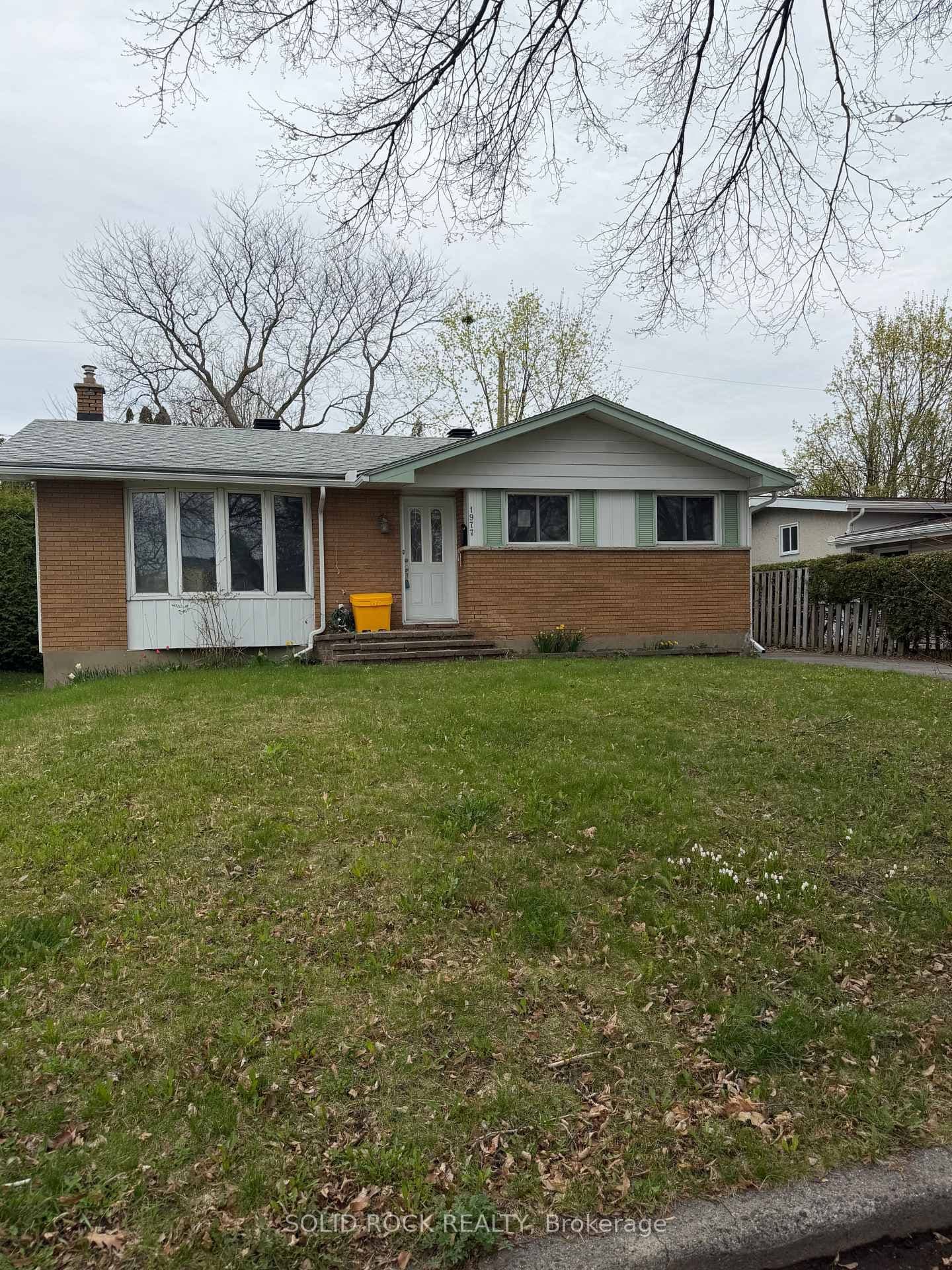 1977 Michigan Avenue, Ottawa, ON
