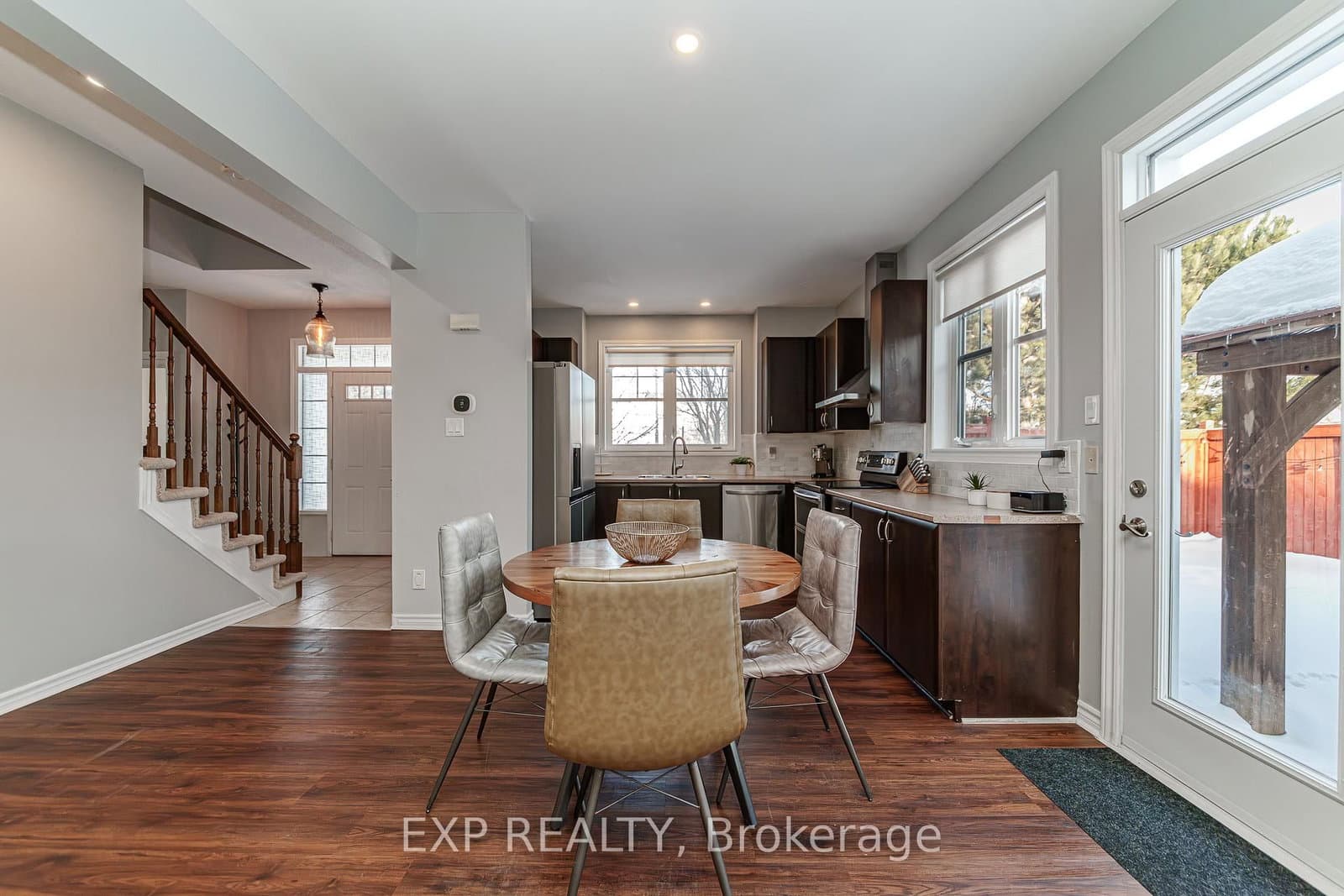 601 Rosehill Avenue, Stittsville, ON — photo 3