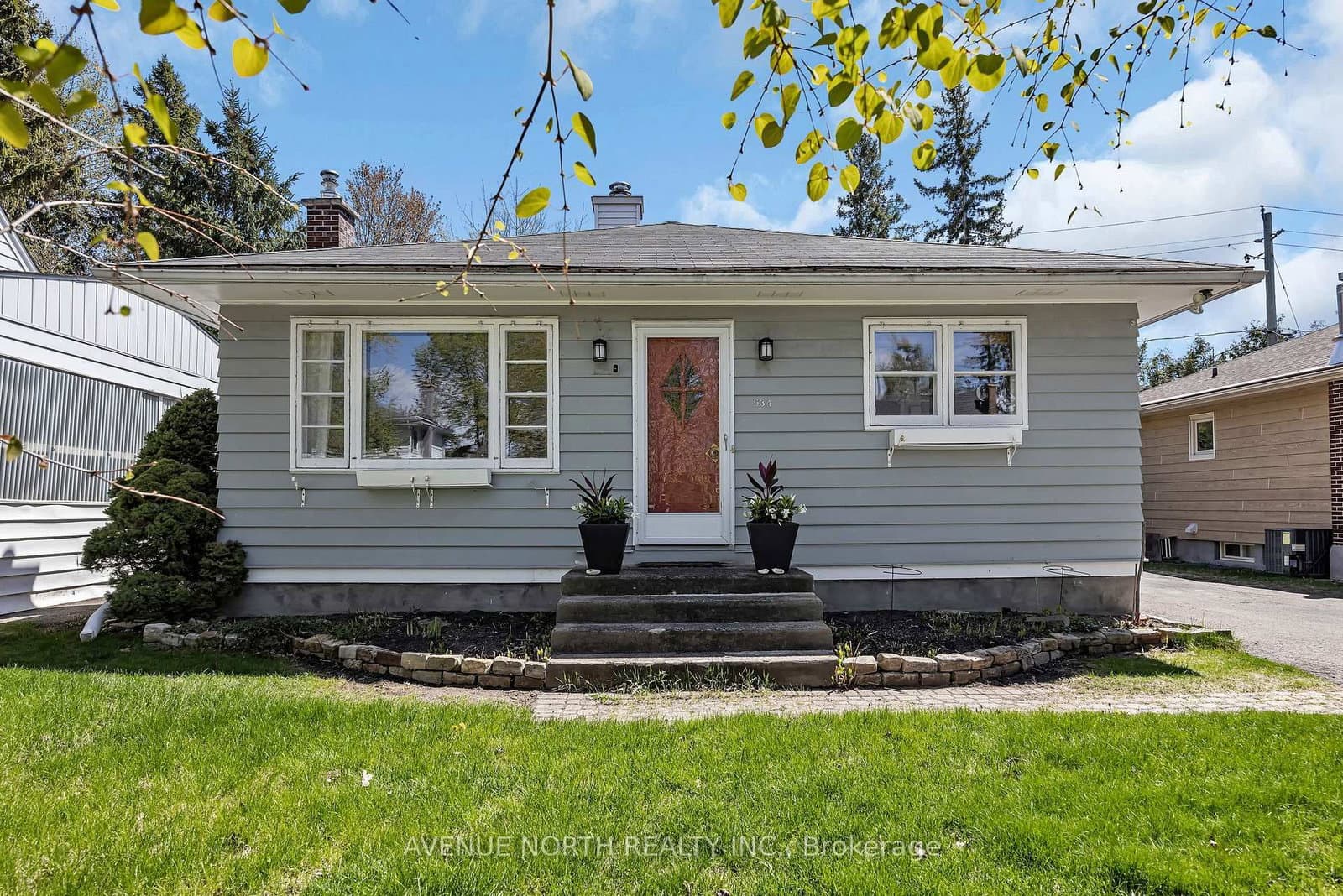 934 Weston Drive, Ottawa, ON