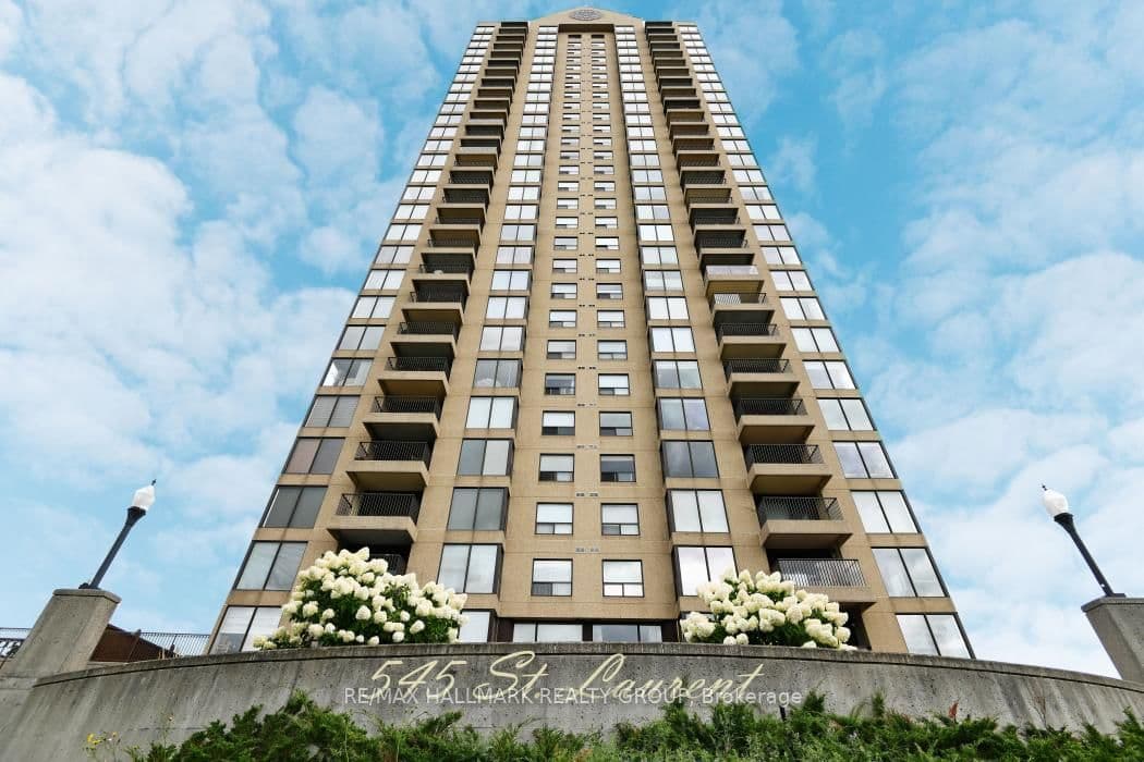207 - 545 St Laurent Boulevard, Ottawa, ON — photo 3
