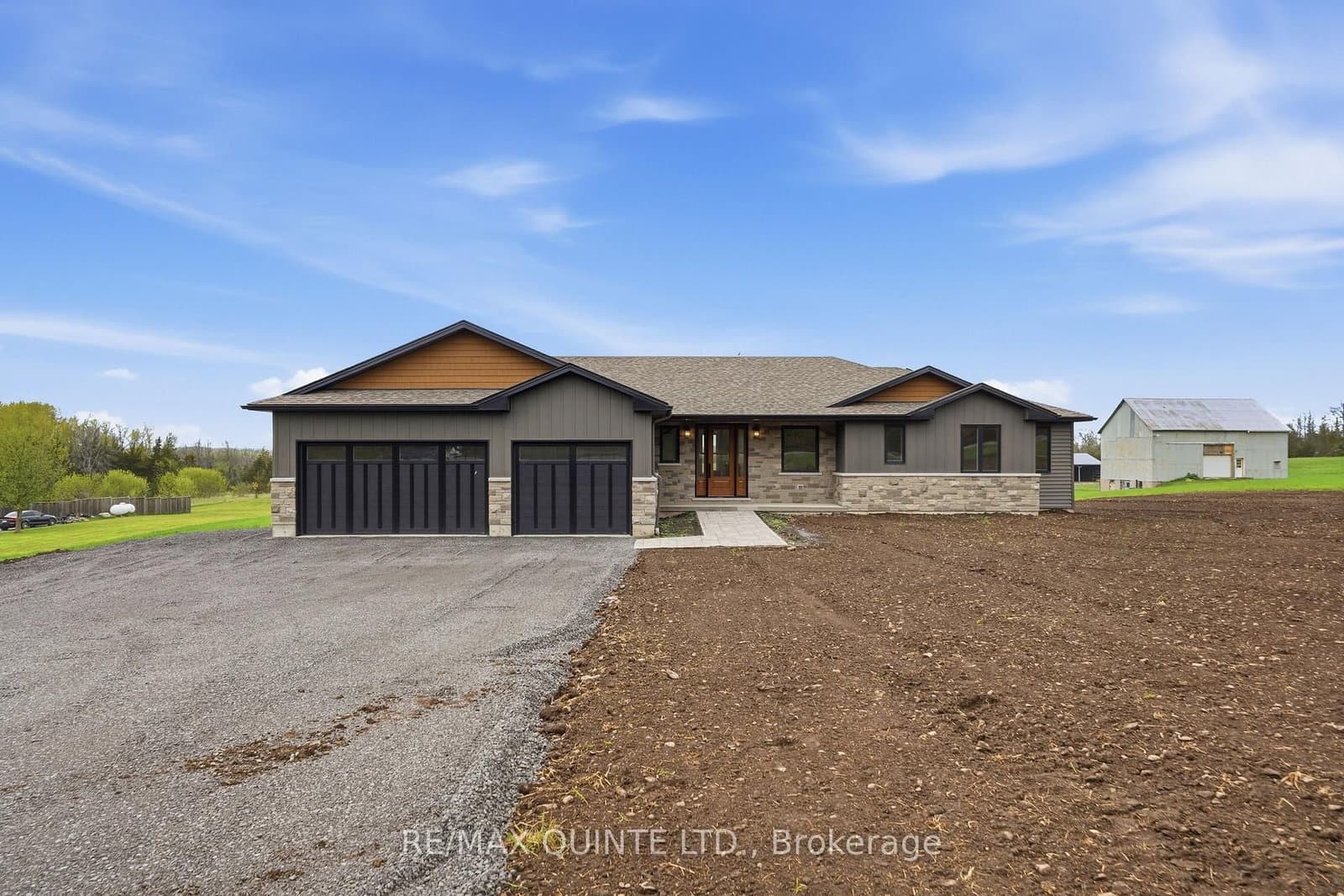 2501 Harmony Road, Tyendinaga, ON