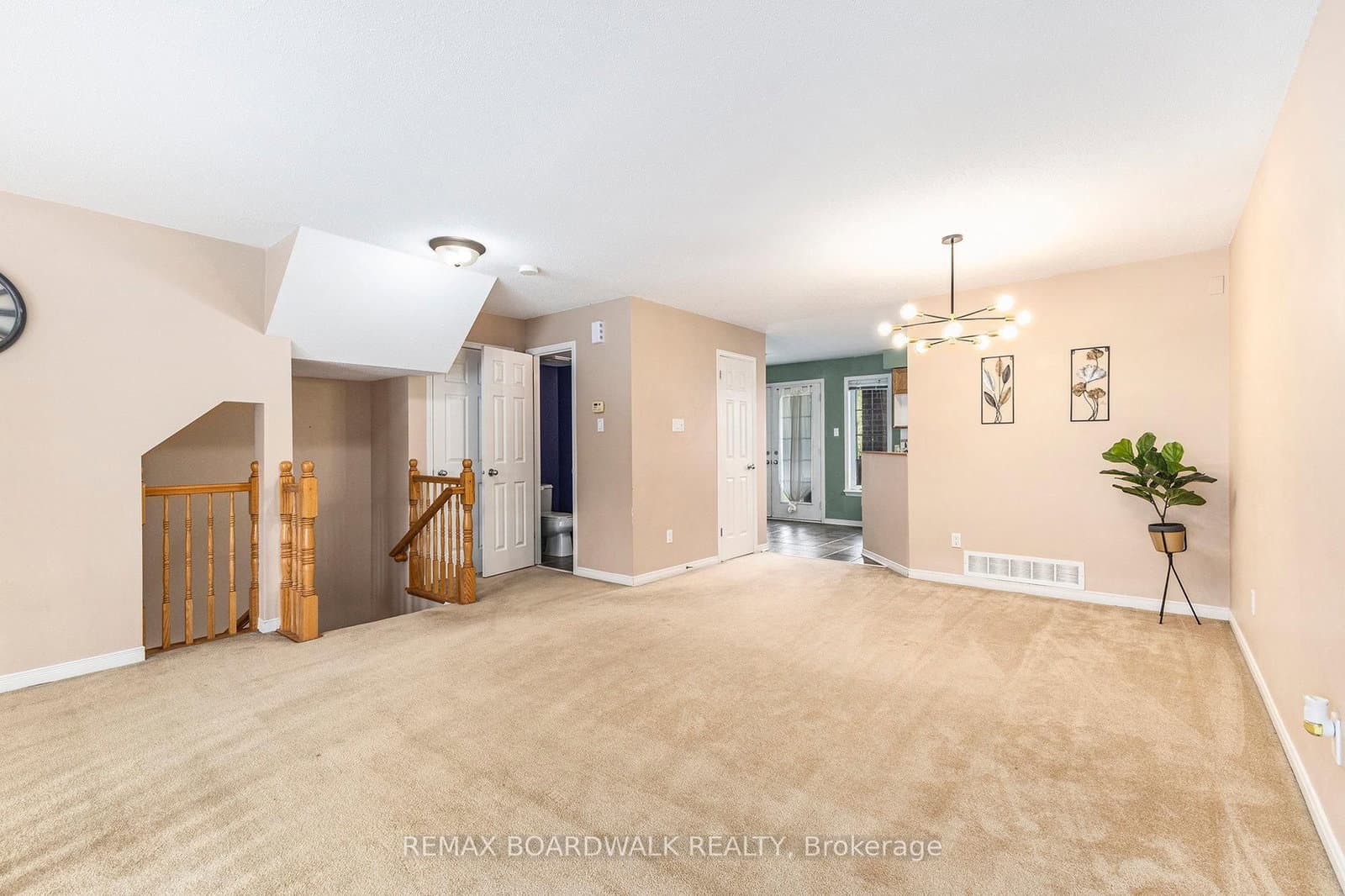 169 - 70 Edenvale Drive, Ottawa, ON — photo 3