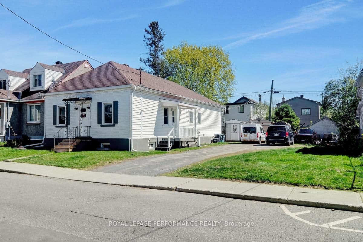 228 Carillon Street, Ottawa, ON — photo 3