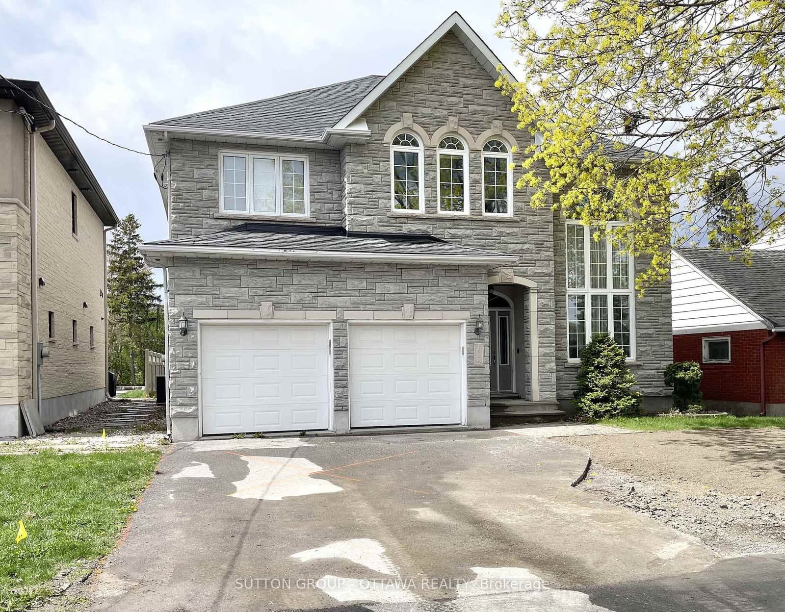 1520 Arnhem Street, Ottawa, ON