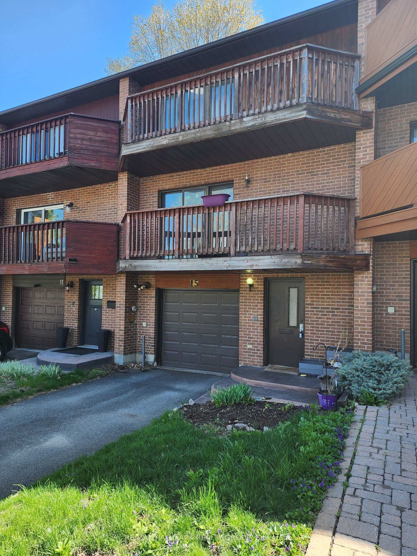 15 Birchdale Avenue, Ottawa, ON