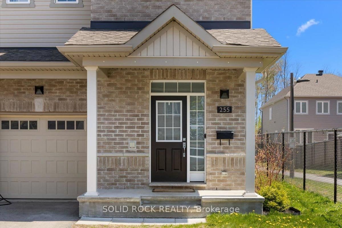 255 Trailsedge Way, Ottawa, ON