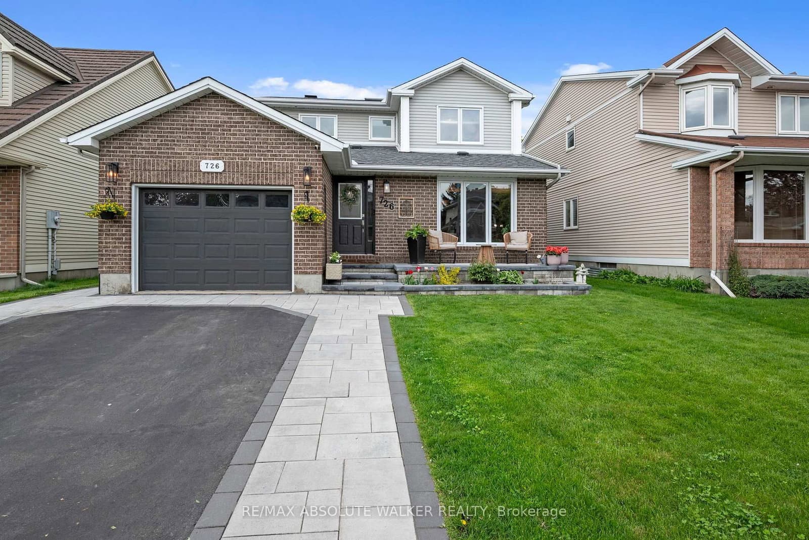726 Thicket Way, Orleans, ON