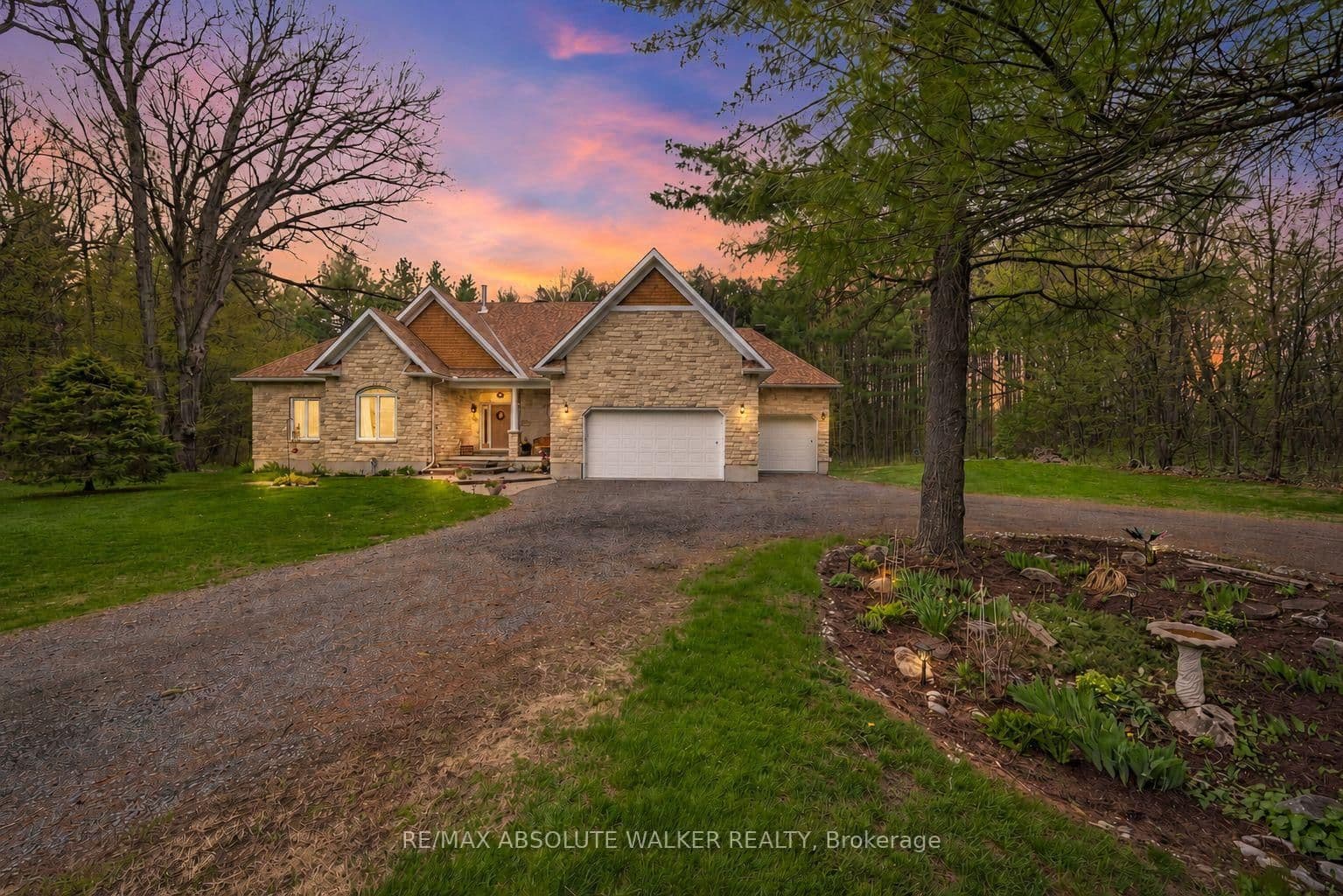 114 Hardwood Drive, Kinburn, ON