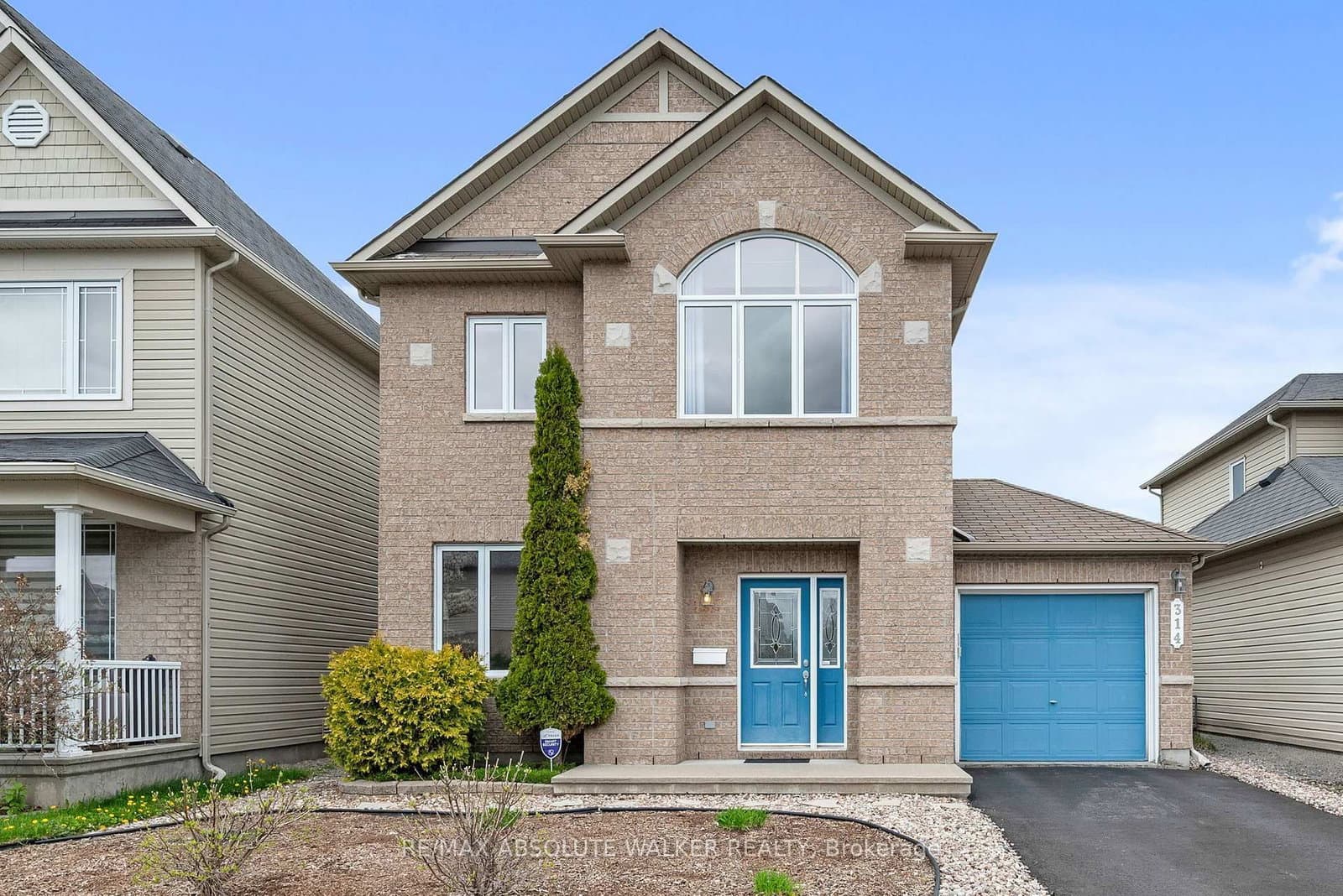 314 Oakcrest Way, Orleans, ON