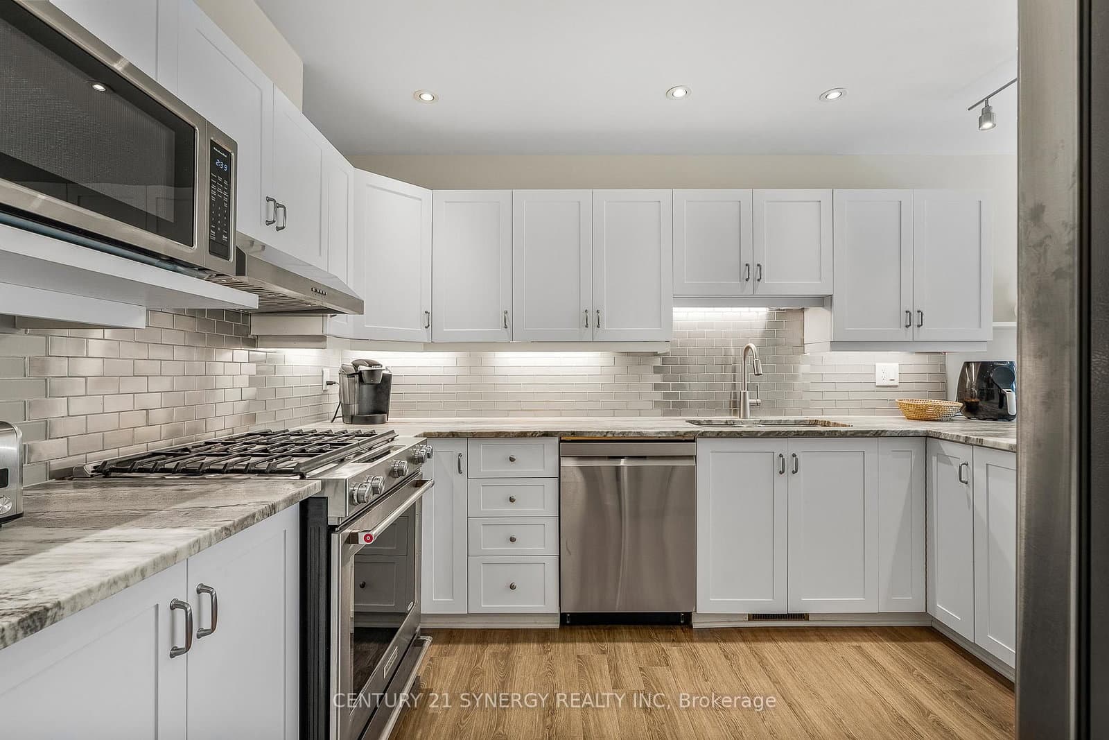 16 - 32 Innesbrook Court, Ottawa, ON — photo 3