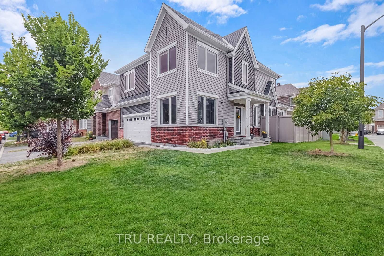 20 Coppermine Street, Ottawa, ON — photo 2