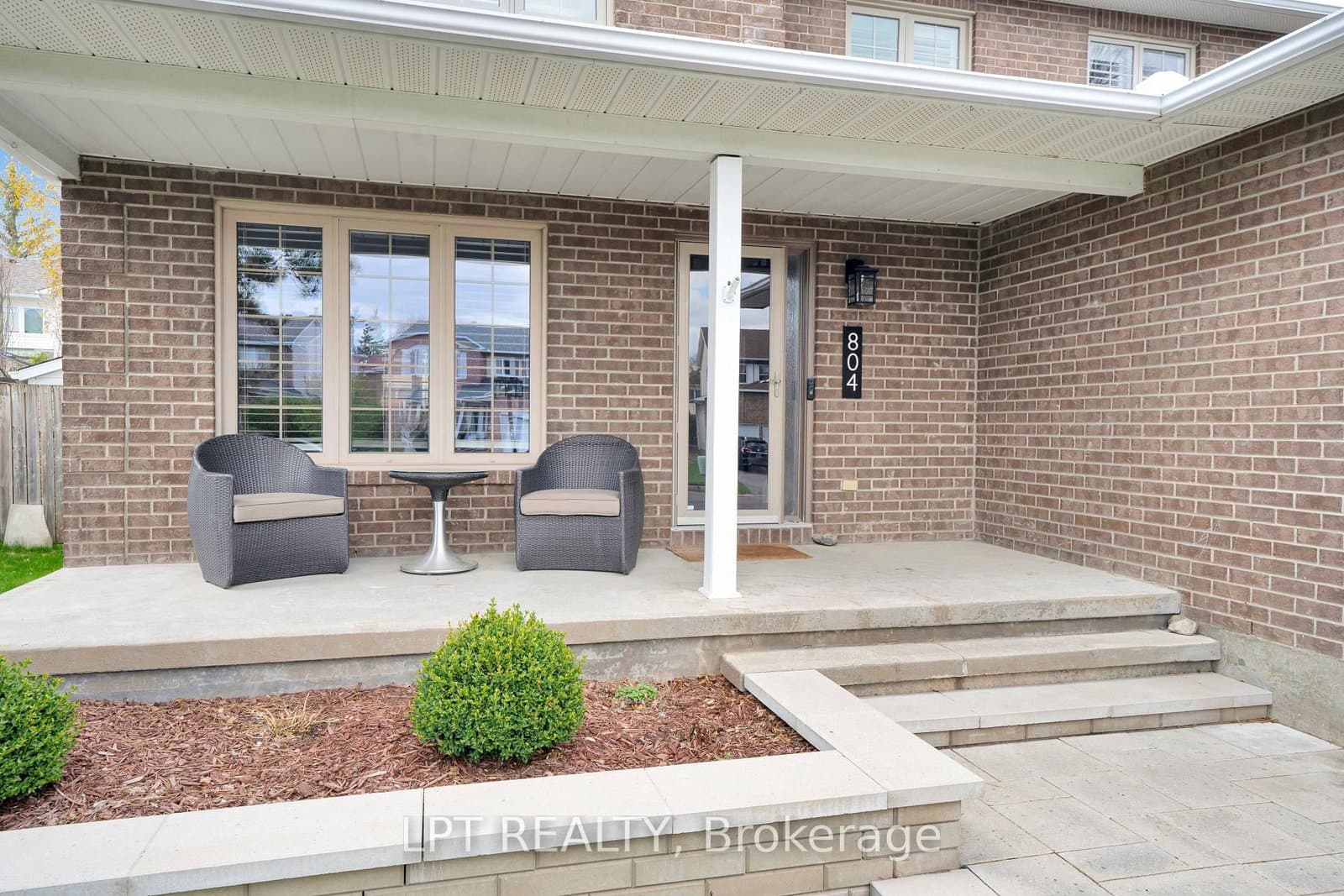 804 Hauteview Drive, Ottawa, ON — photo 2