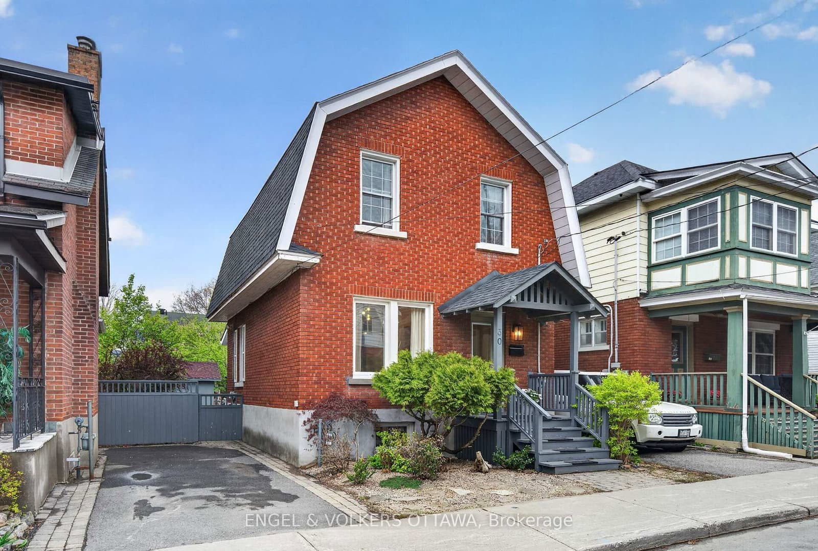 30 Roslyn Avenue, Ottawa, ON — photo 2