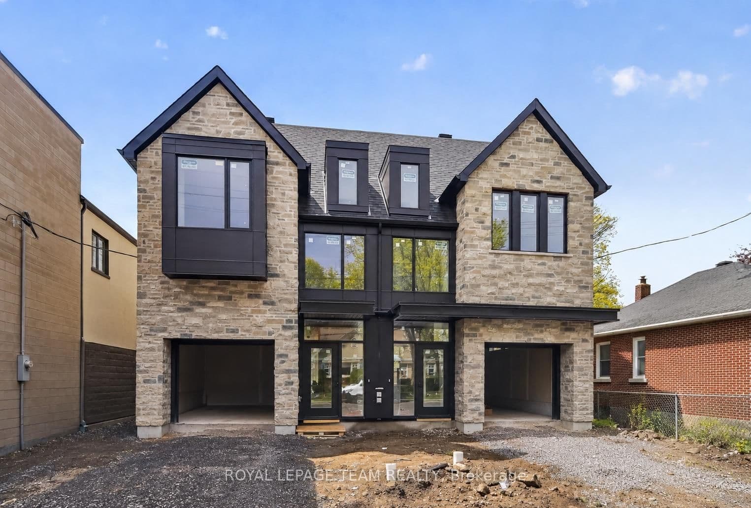 A - 608 Tweedsmuir Avenue, Ottawa, ON
