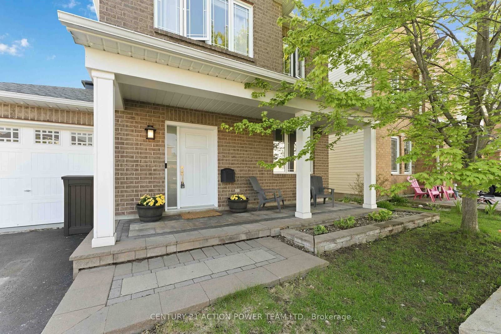 305 SARABELLA Street, Ottawa, ON — photo 2
