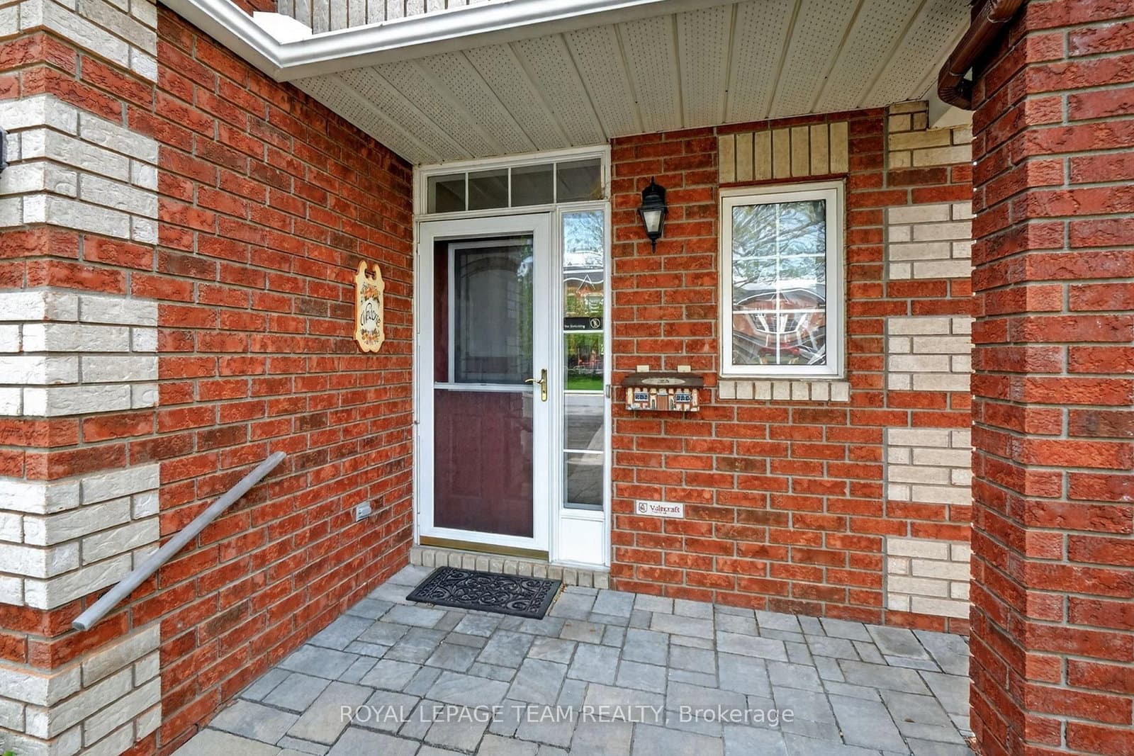 23 Chantilly Gate, Stittsville, ON — photo 3