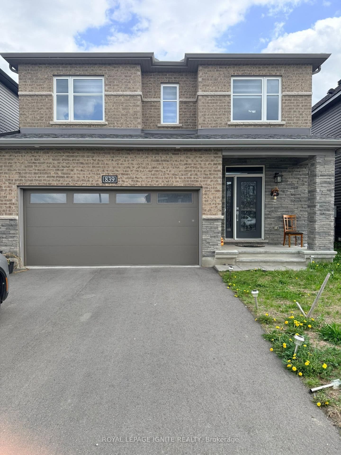 839 Cappamore Drive, Ottawa, ON — photo 2