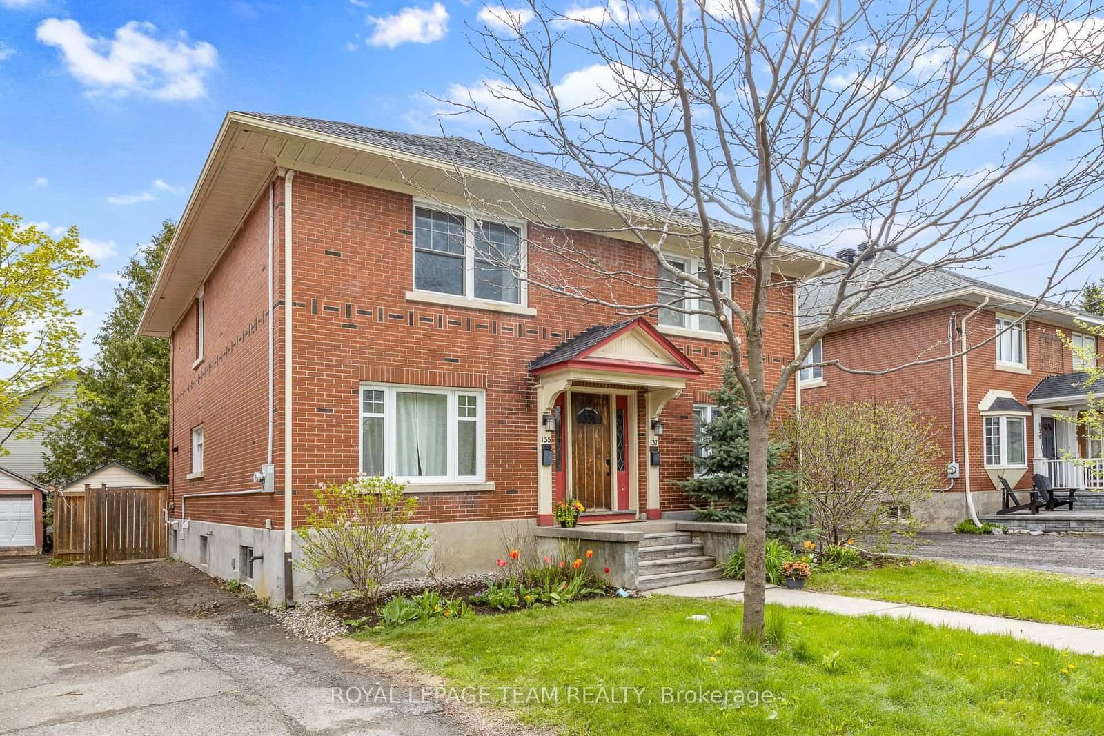 135 Clarendon Avenue, Ottawa, ON