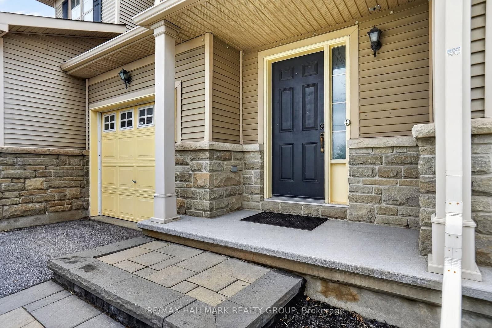 136 Prem Circle, Ottawa, ON — photo 2