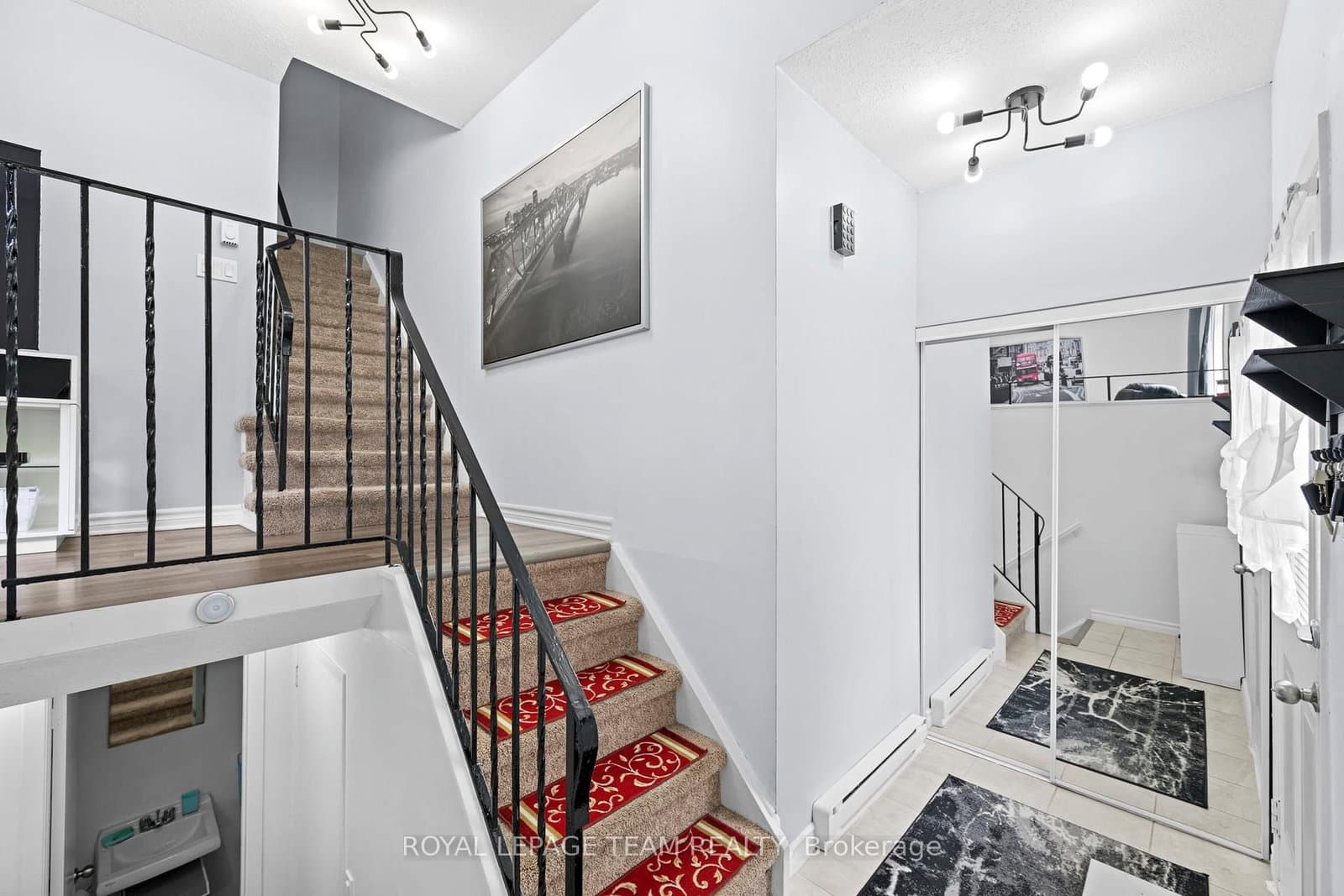 41C Forester Crescent, Ottawa, ON — photo 2