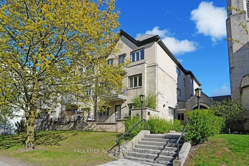 203 - 130 Glebe Avenue, Ottawa, ON