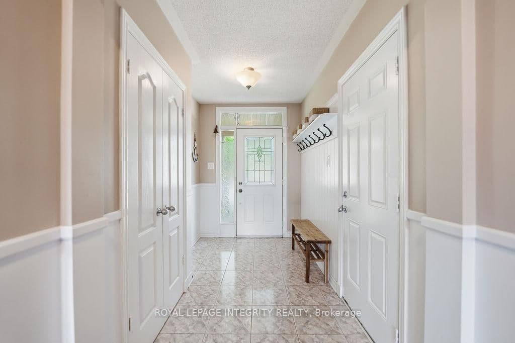 230 KEYROCK Drive, Kanata, ON — photo 3