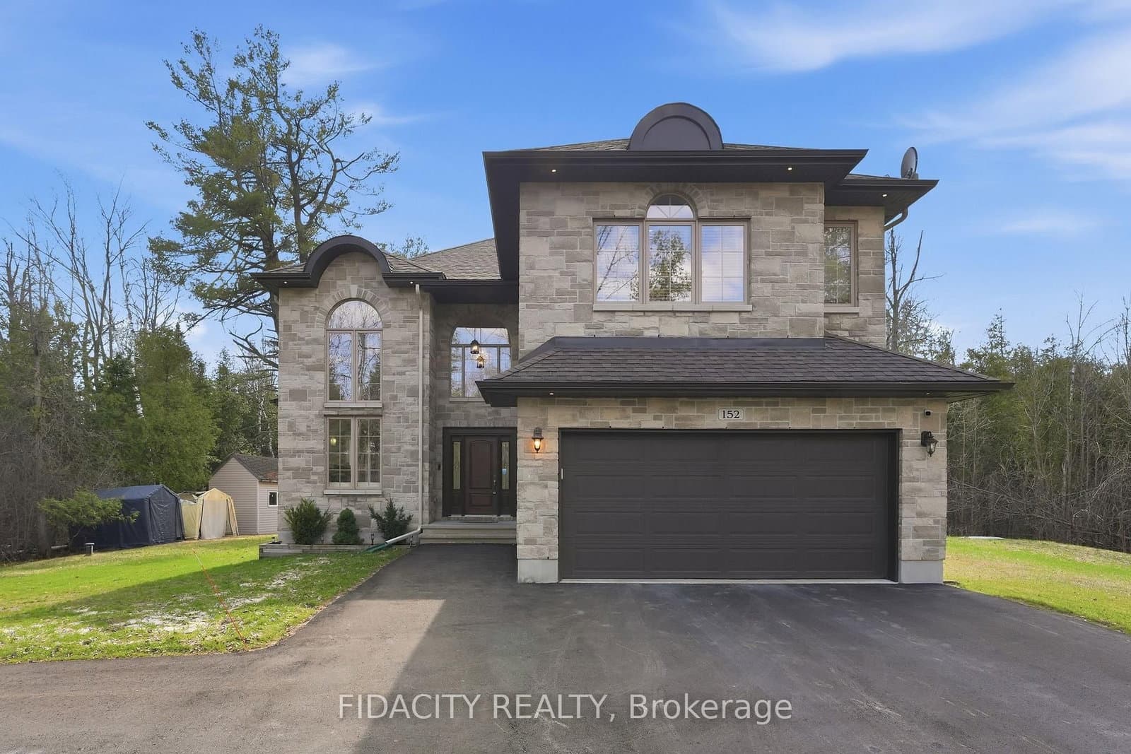 152 Wilbert Cox Drive, Carp, ON — photo 1