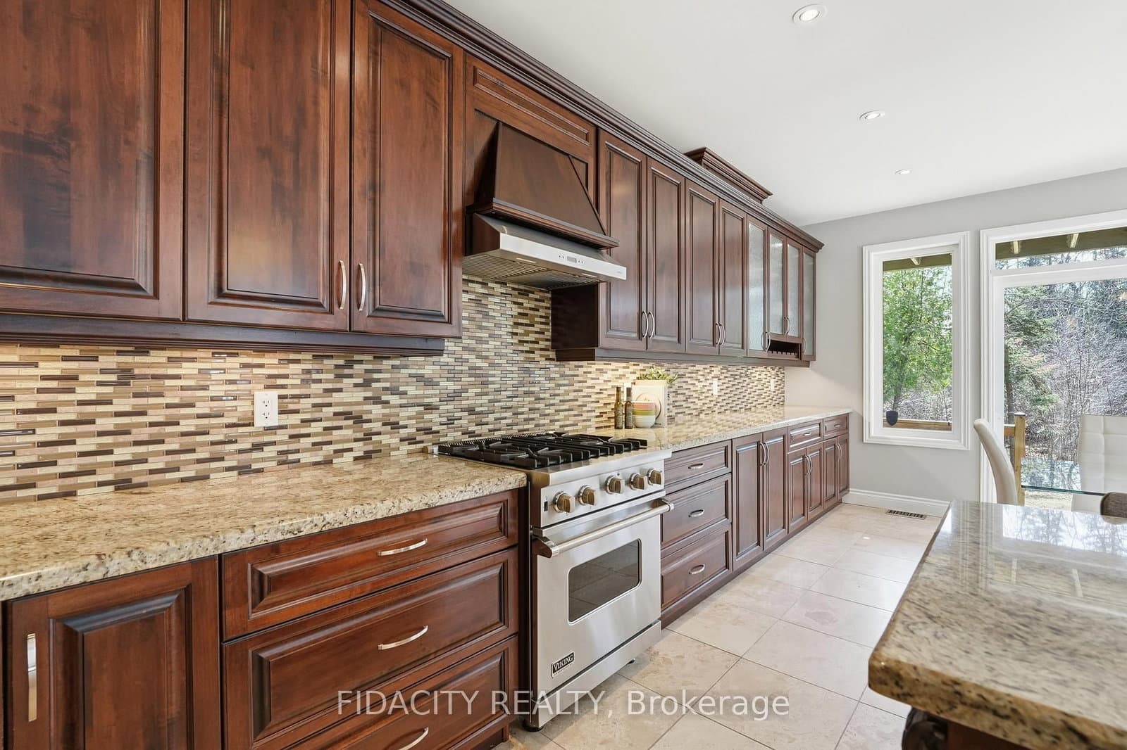 152 Wilbert Cox Drive, Carp, ON — photo 14