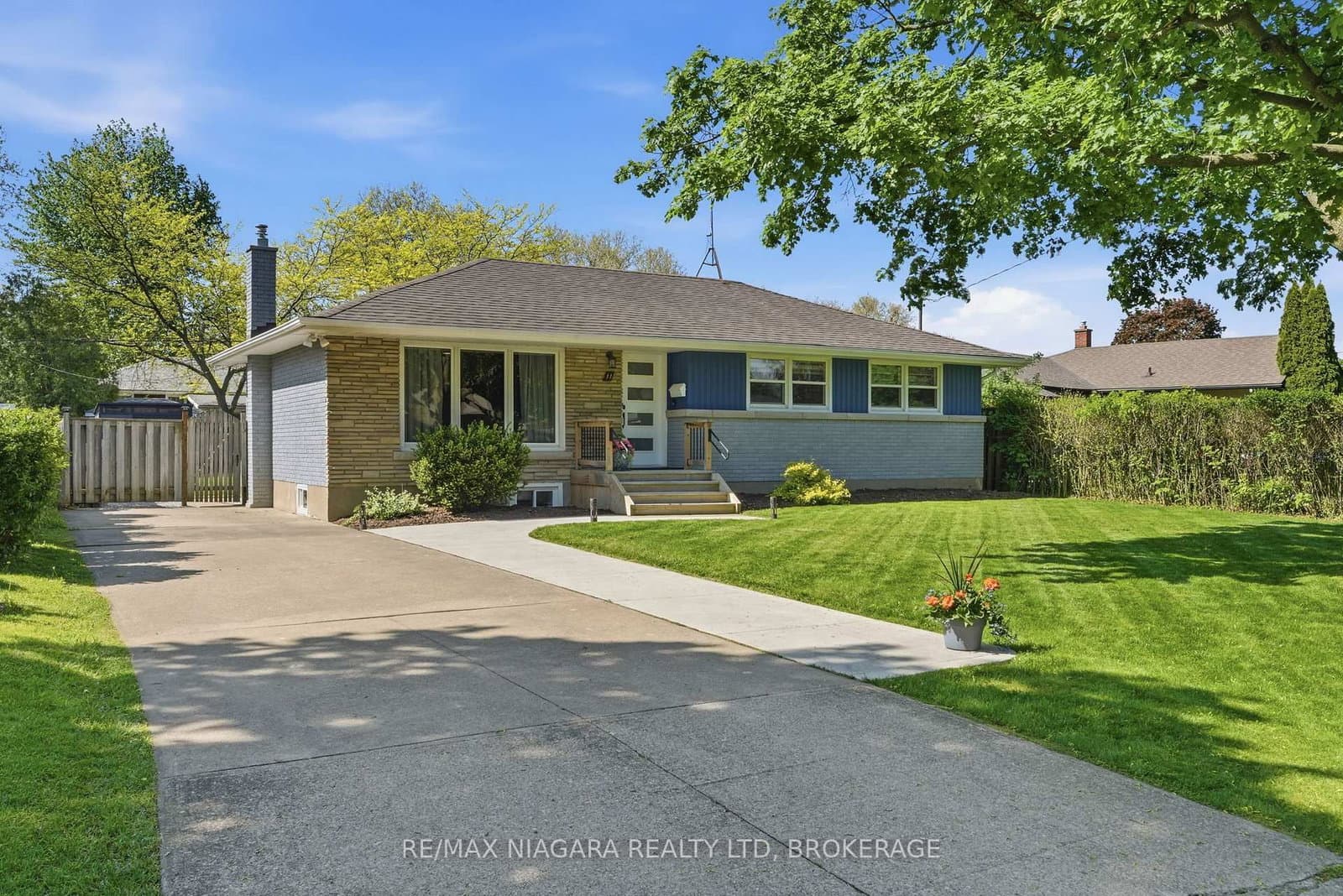 11 Brucedale Avenue, St. Catharines, ON