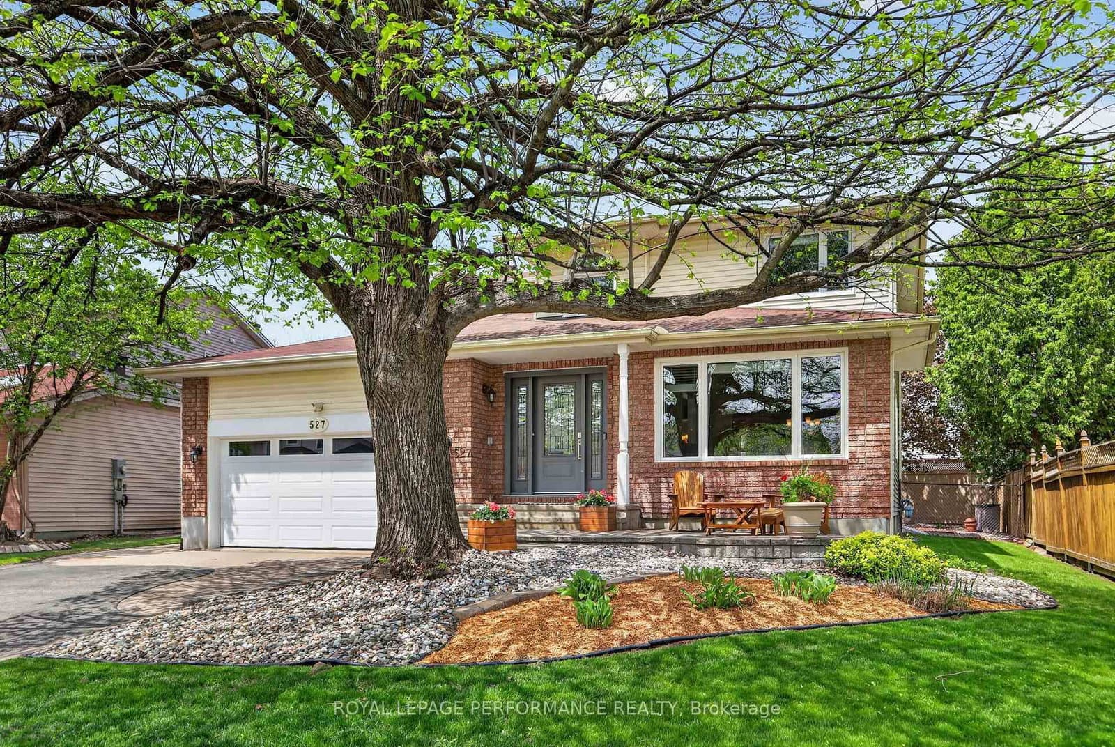 527 Princess Louise Drive, Orleans, ON