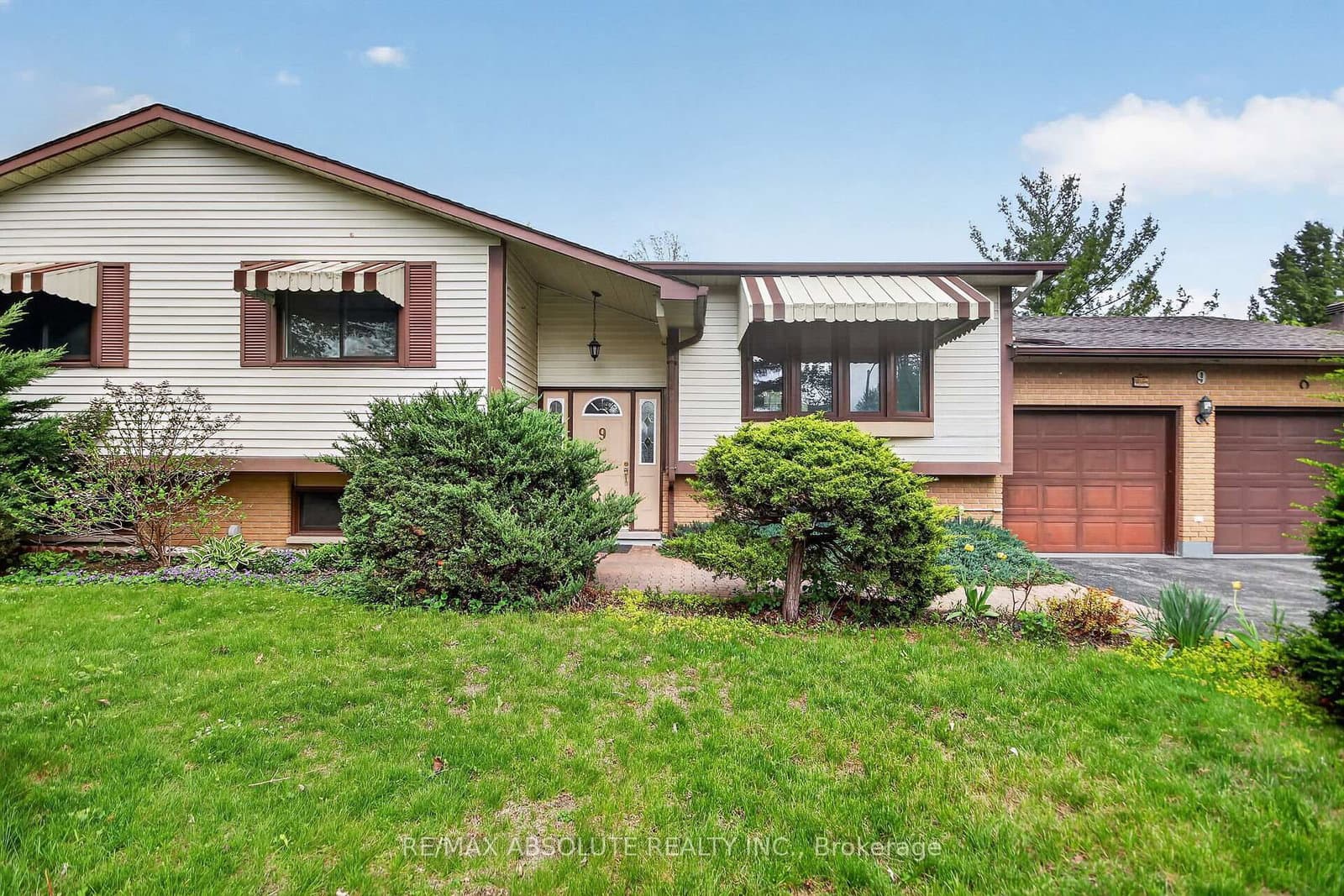 9 Mac Storey Street, Richmond, ON