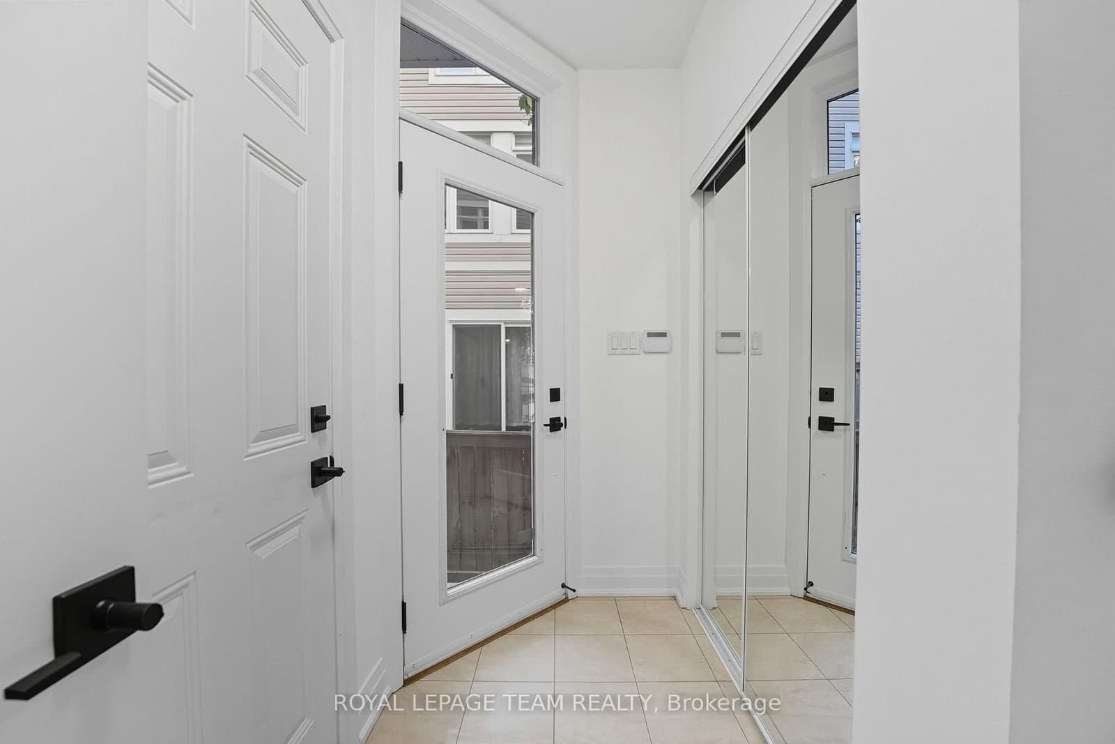 1512 Clementine Boulevard, Ottawa, ON — photo 3