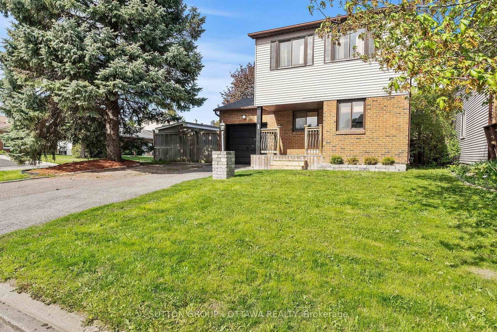 1 Airycot Circle, Barrhaven, ON — photo 2